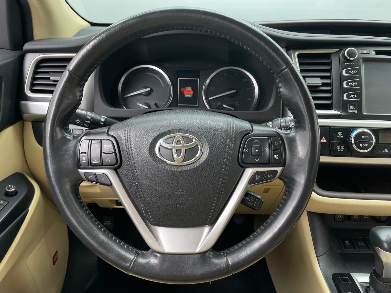 Thumbnail: 2019 Toyota Highlander - 5