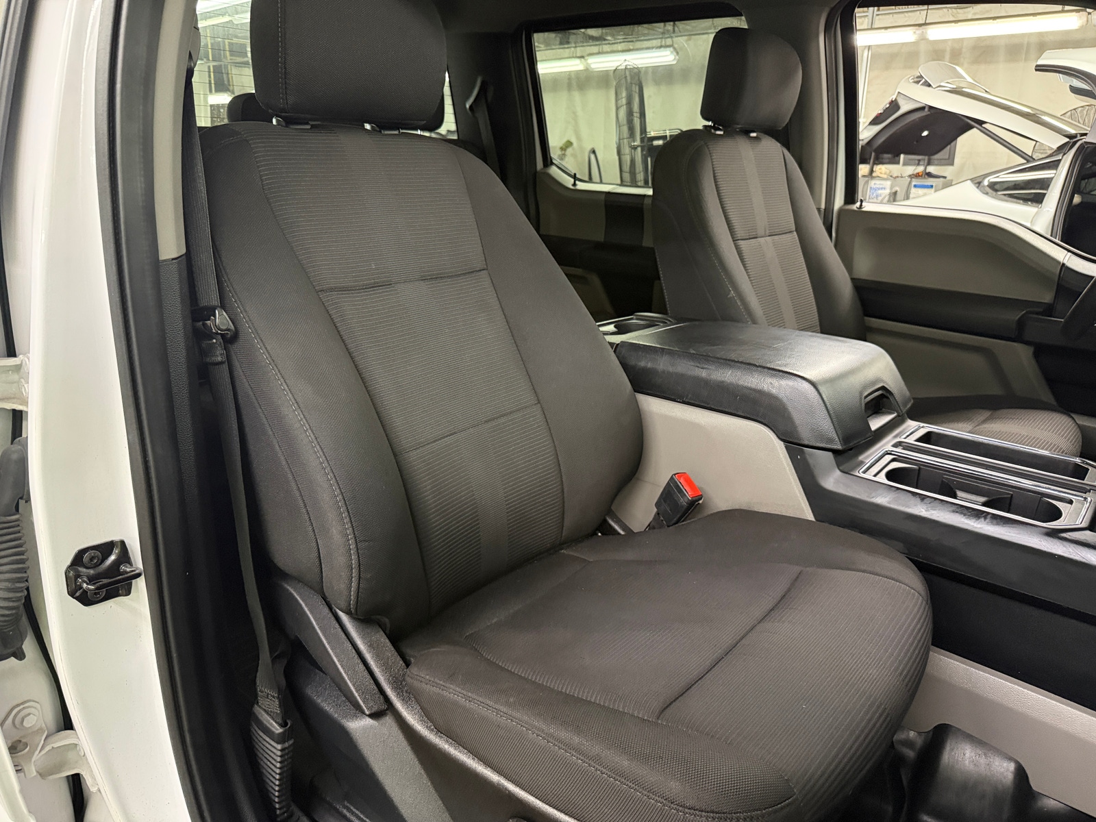 Thumbnail: 2020 Ford Econoline - 2