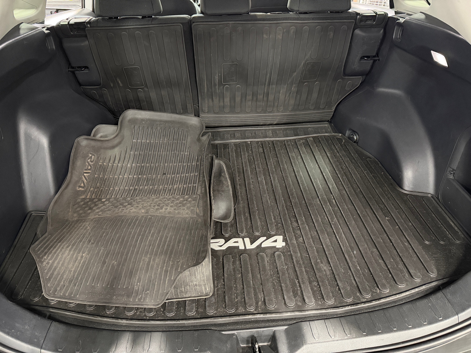 Thumbnail: 2024 Toyota RAV4 - 7
