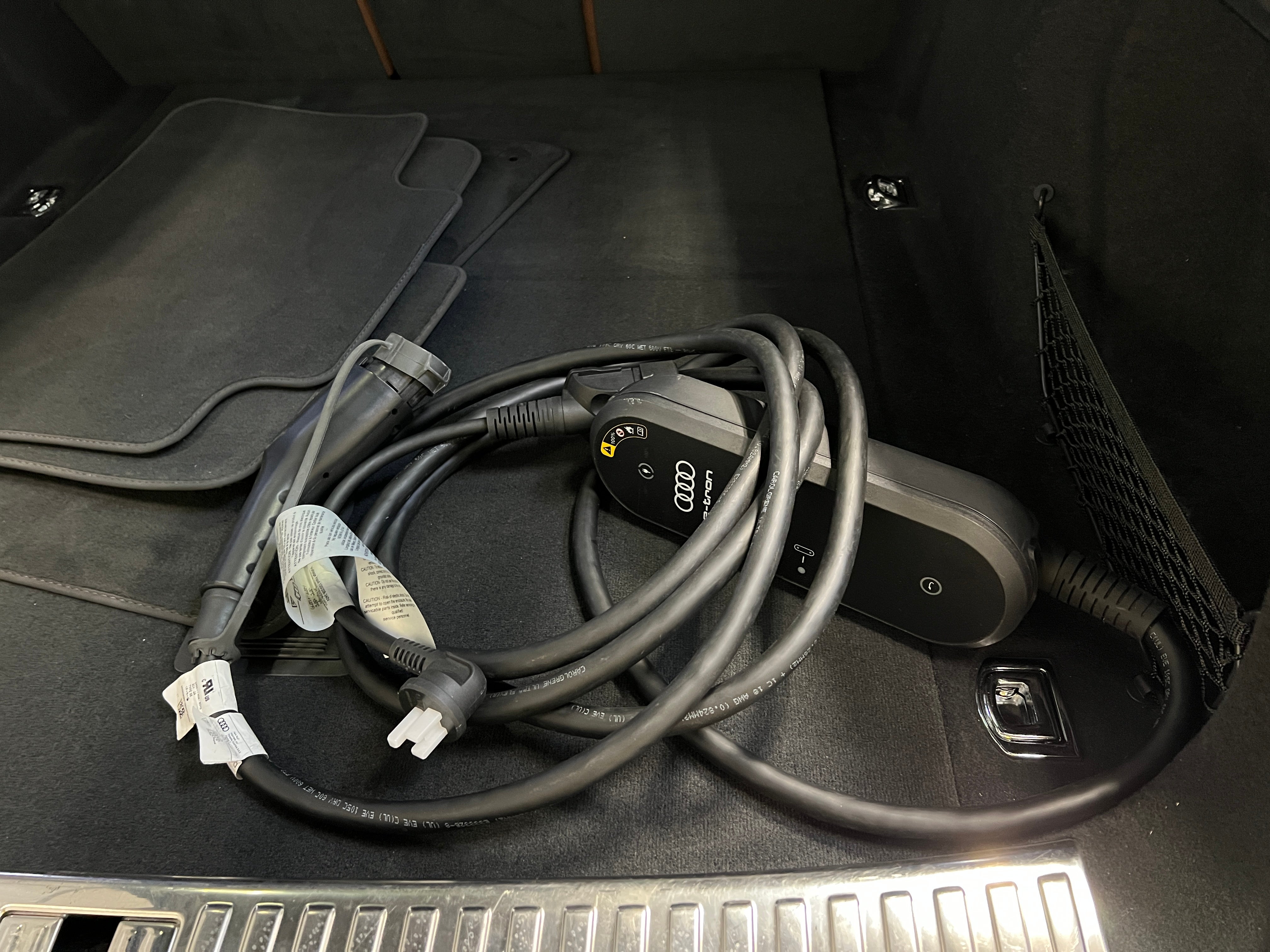 Used 2022 Audi e-tron Sportback Prestige with VIN WA13AAGE8NB013084 for sale in Auburn, WA