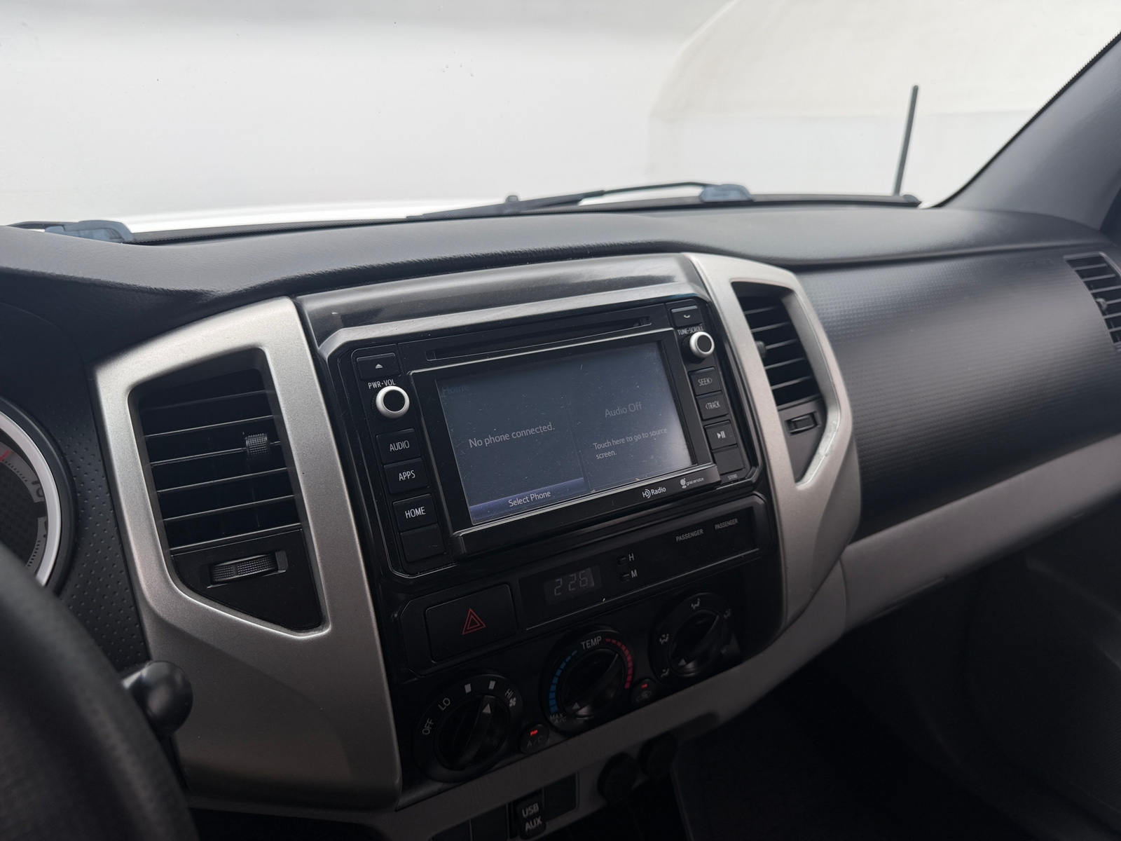 Thumbnail: 2014 Toyota Tacoma - 4