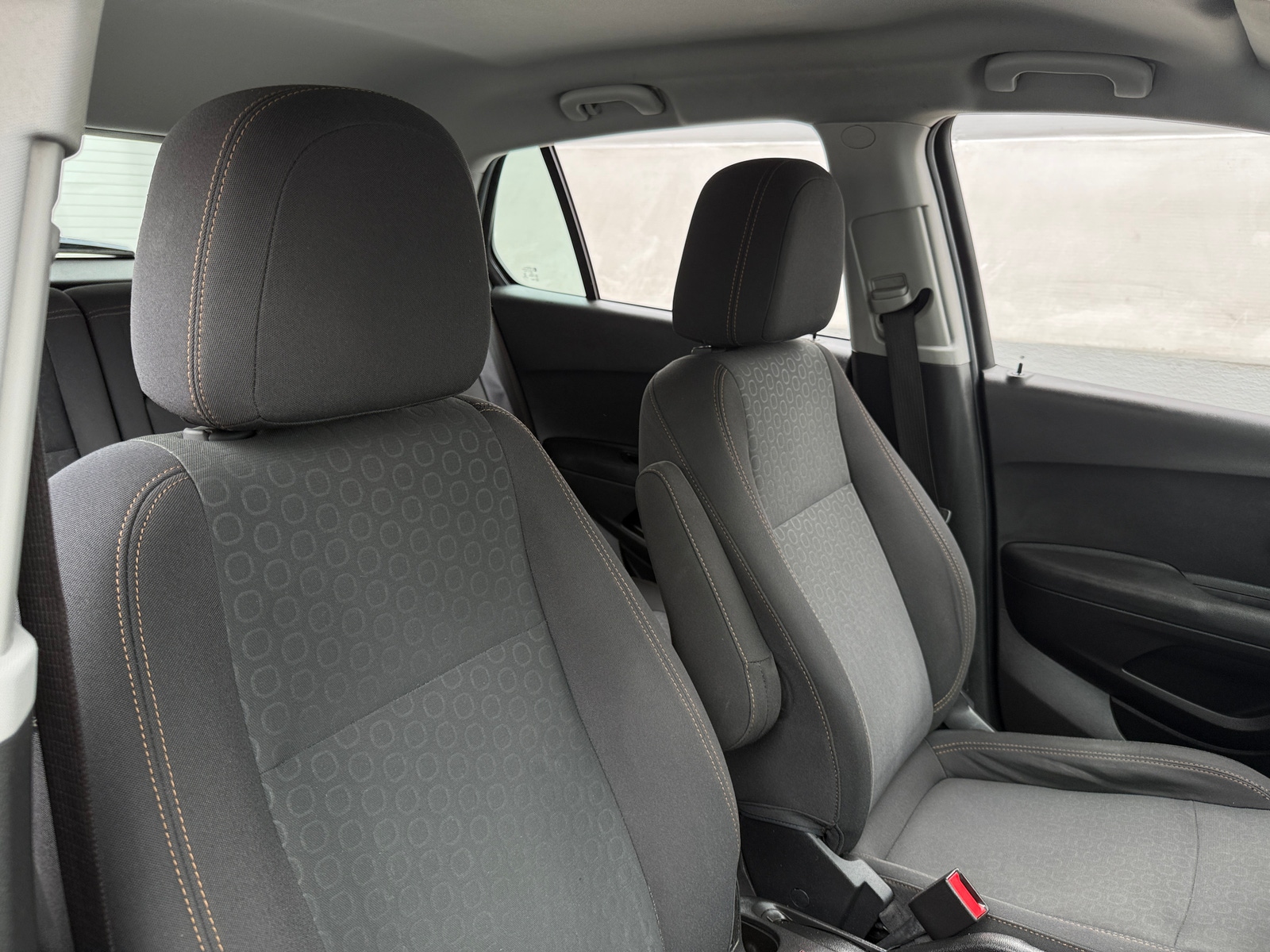 Thumbnail: 2018 Chevrolet Trax - 2