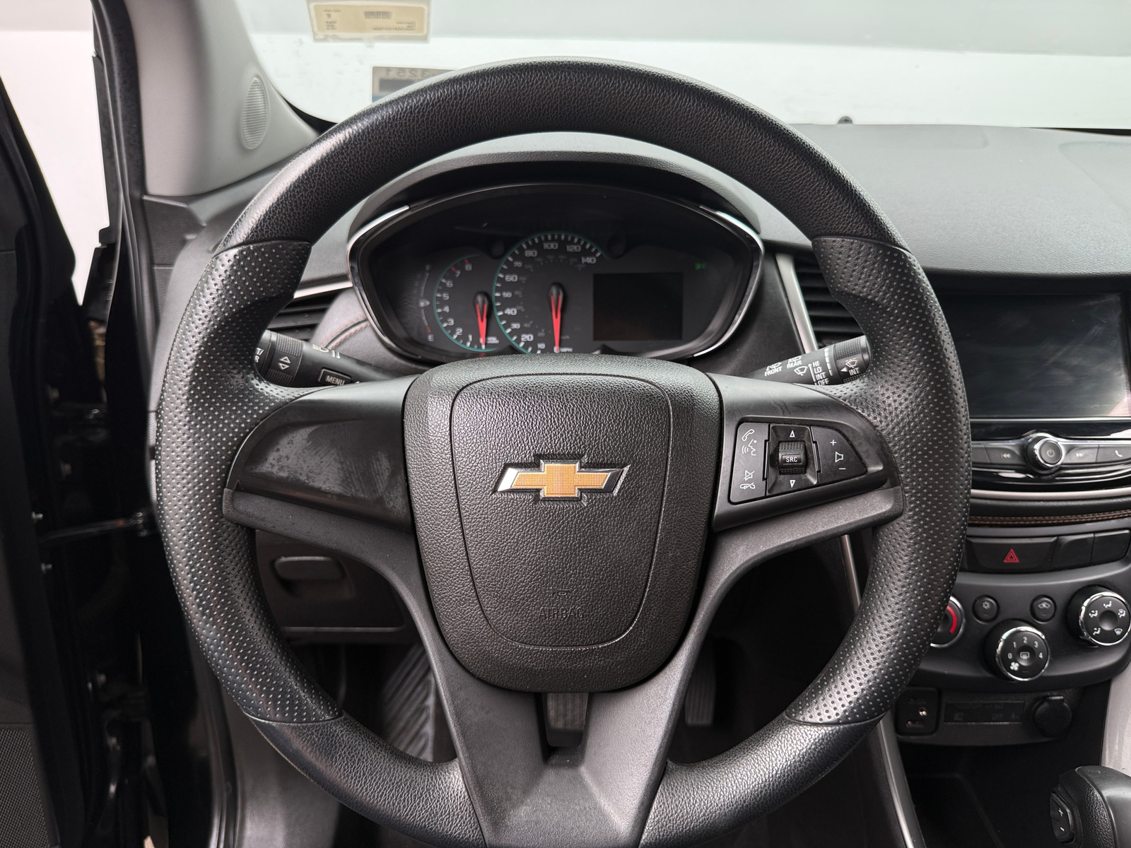 Thumbnail: 2018 Chevrolet Trax - 5