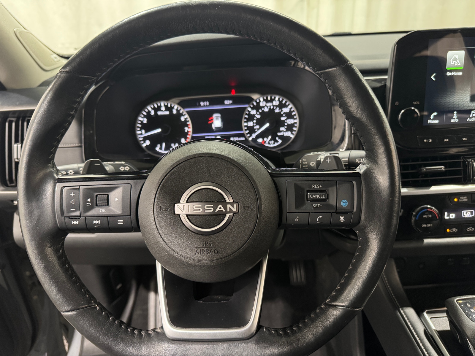 Thumbnail: 2022 Nissan Pathfinder - 4