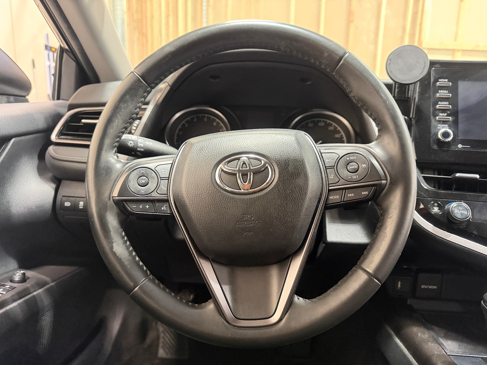 Thumbnail: 2023 Toyota Camry - 5