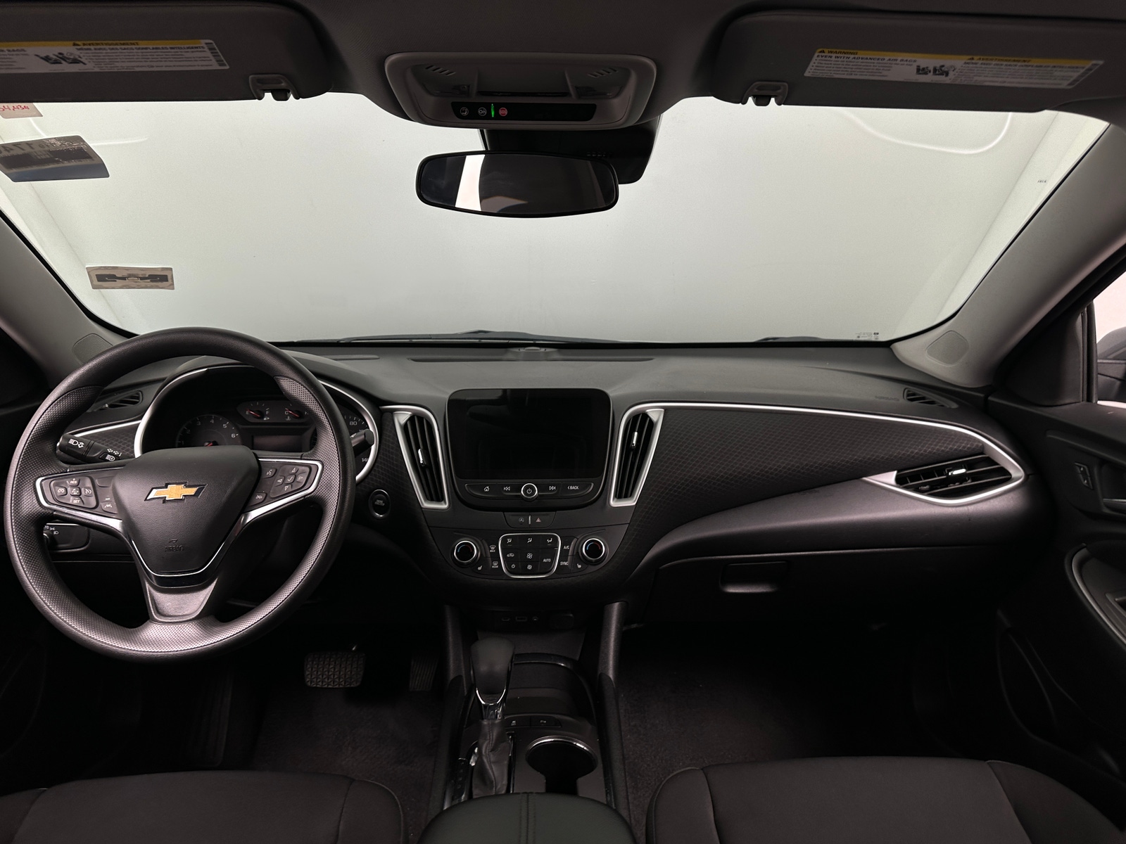 Thumbnail: 2025 Chevrolet Malibu - 3