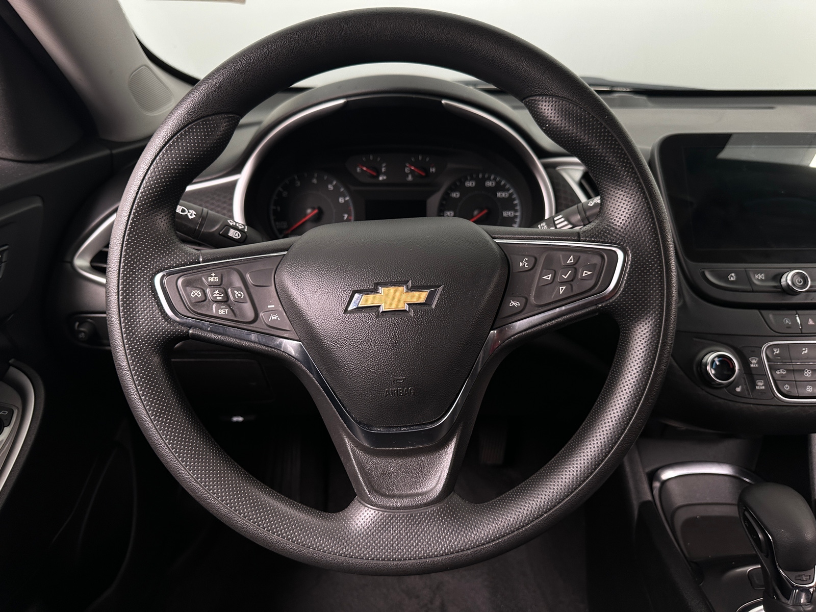 Thumbnail: 2025 Chevrolet Malibu - 5