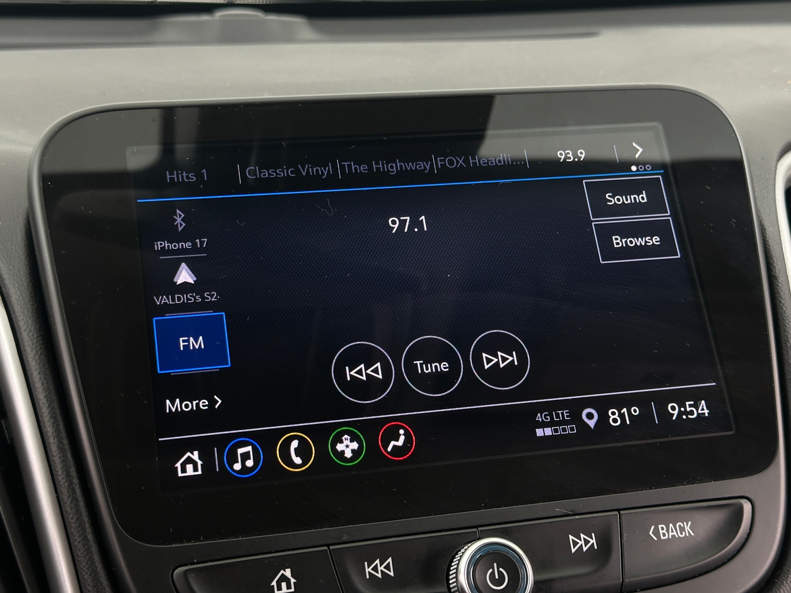 Thumbnail: 2025 Chevrolet Malibu - 4