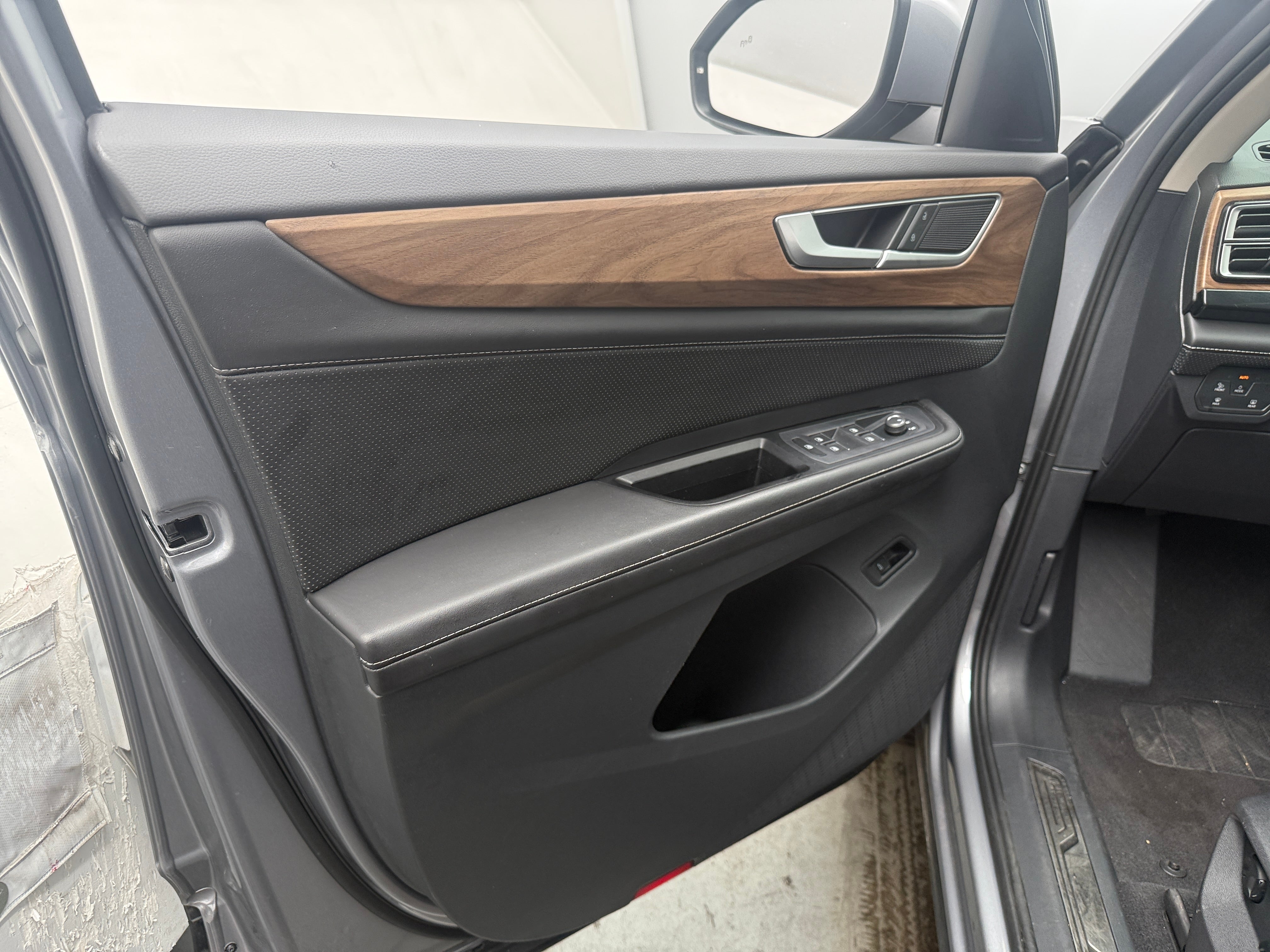 2025 Volkswagen Atlas