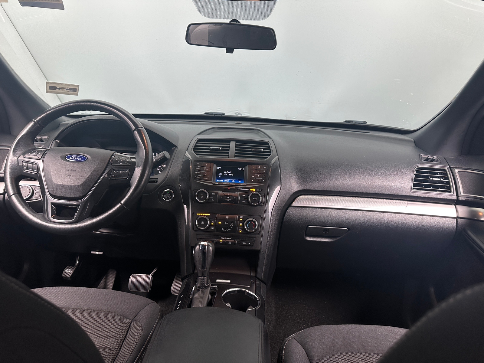 Thumbnail: 2019 Ford Explorer - 3