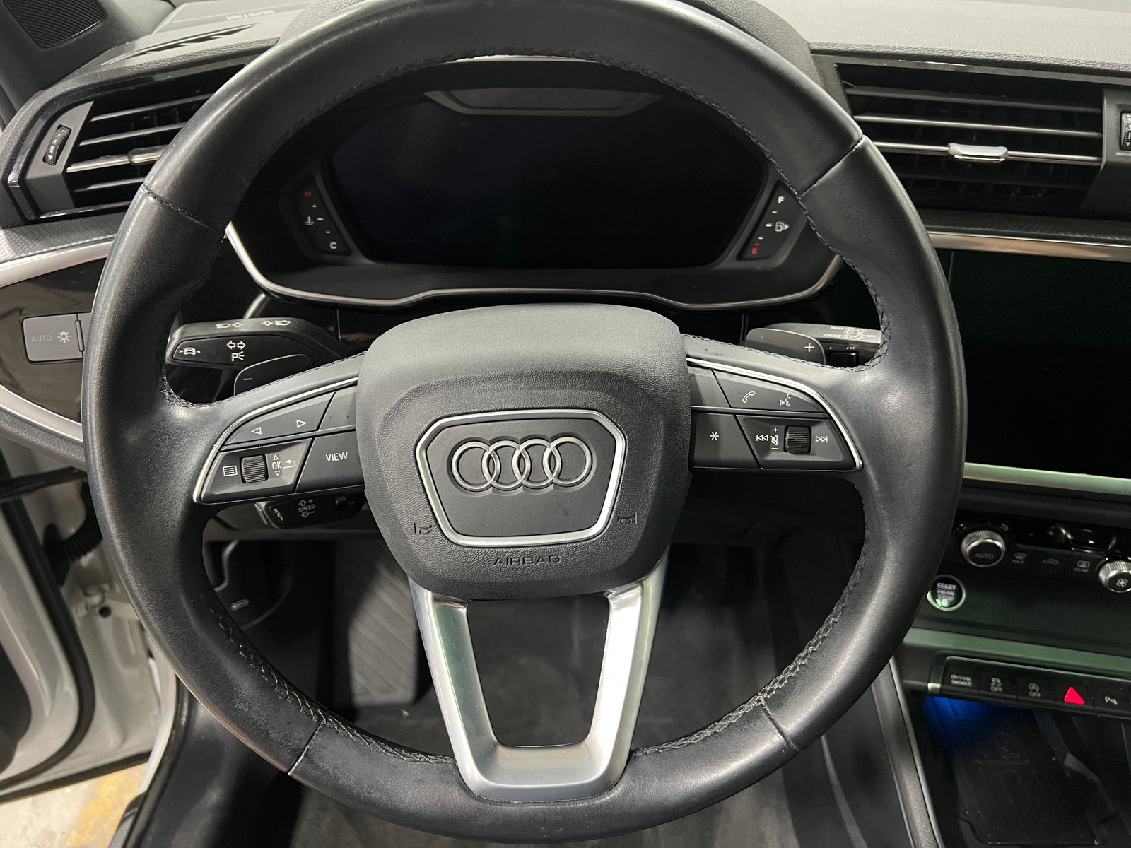 Thumbnail: 2021 Audi Q3 - 5
