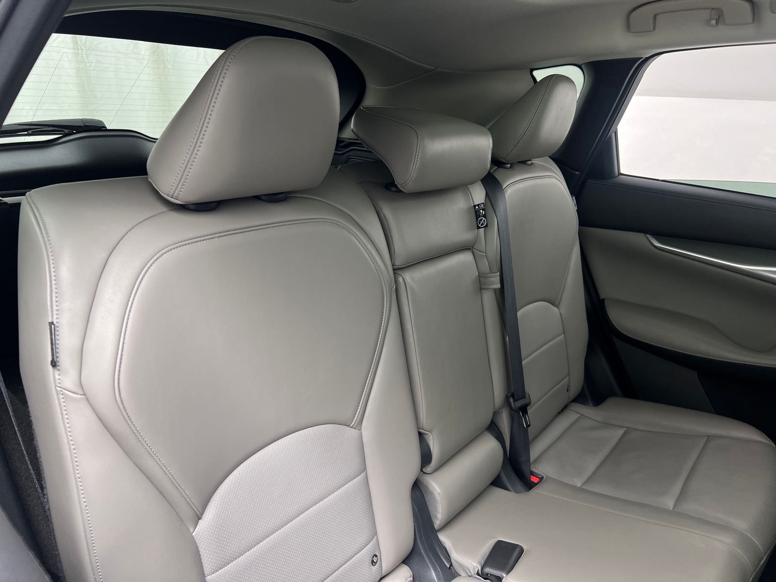 Thumbnail: 2025 INFINITI QX50 - 5