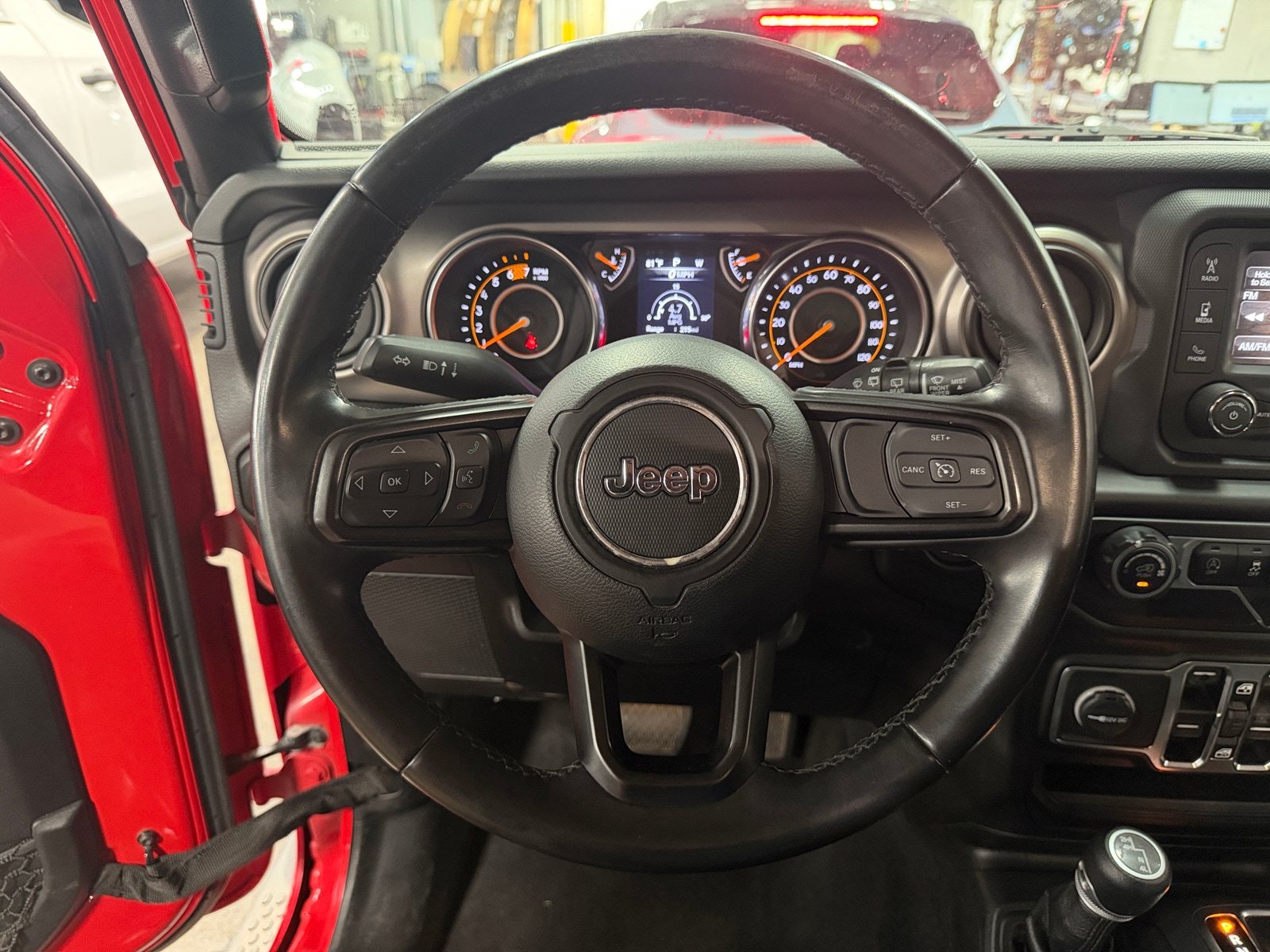 Thumbnail: 2020 Jeep Wrangler - 5