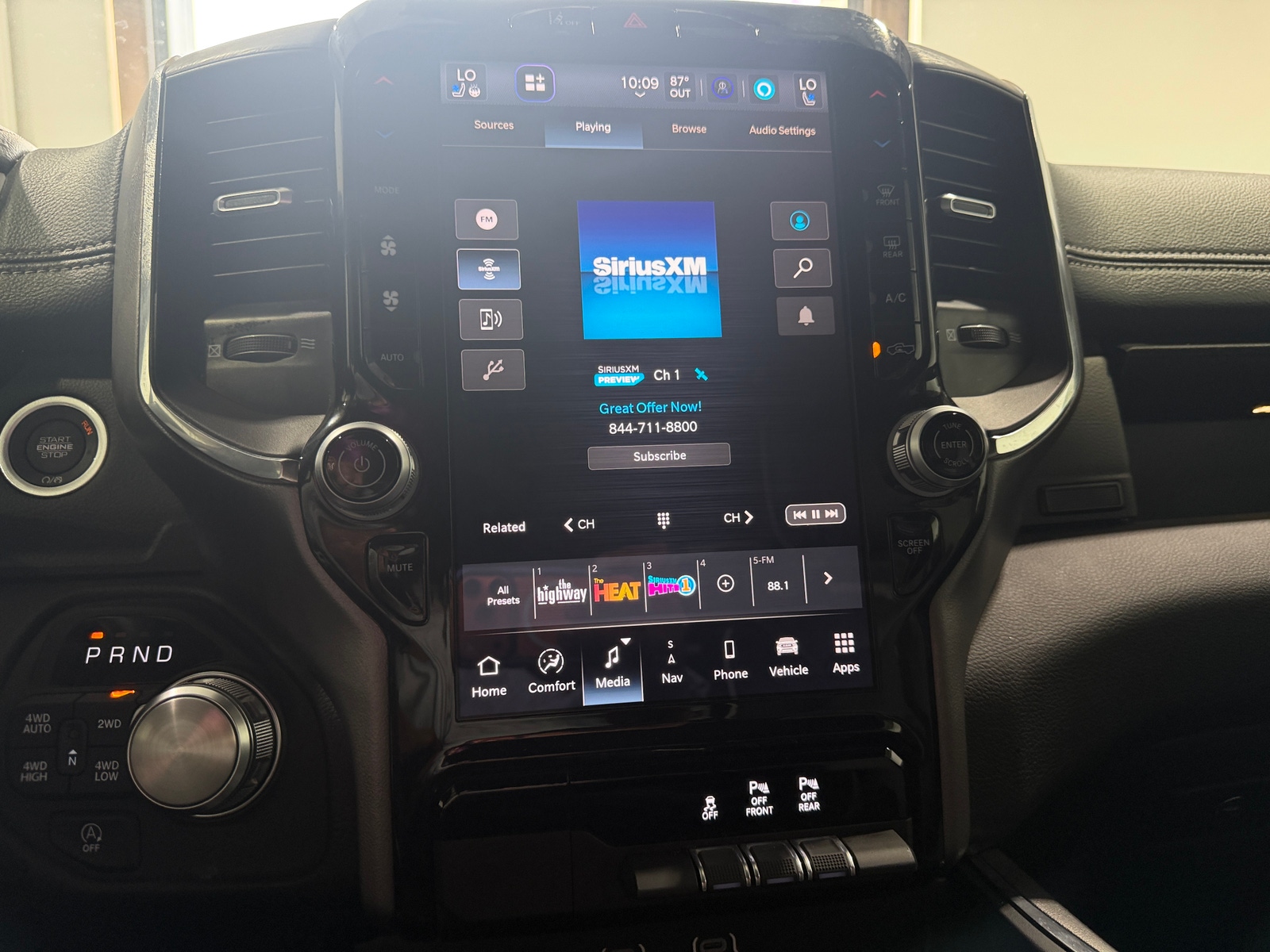 Thumbnail: 2026 RAM 1500 - 3