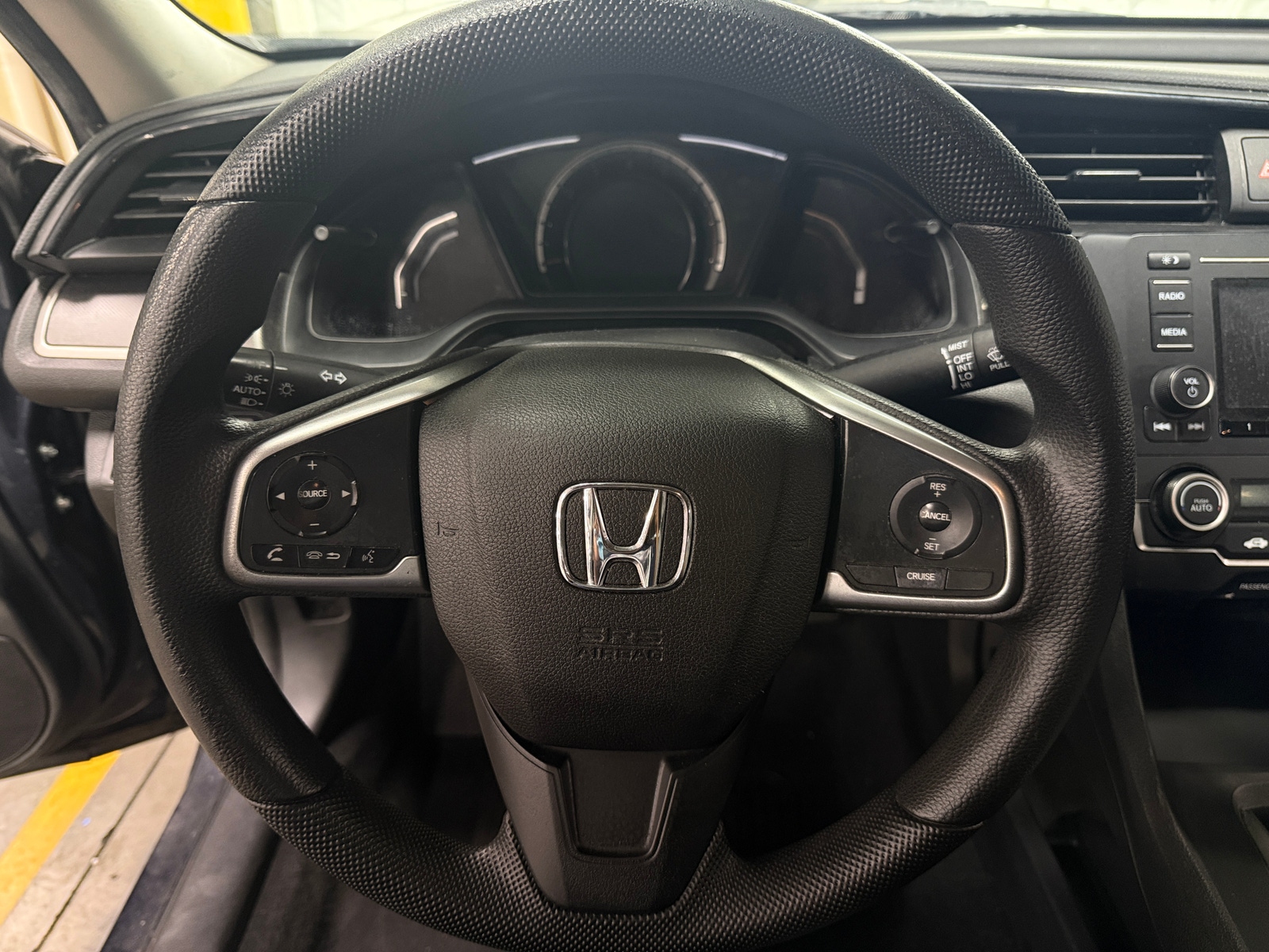 Thumbnail: 2018 Honda Civic - 5