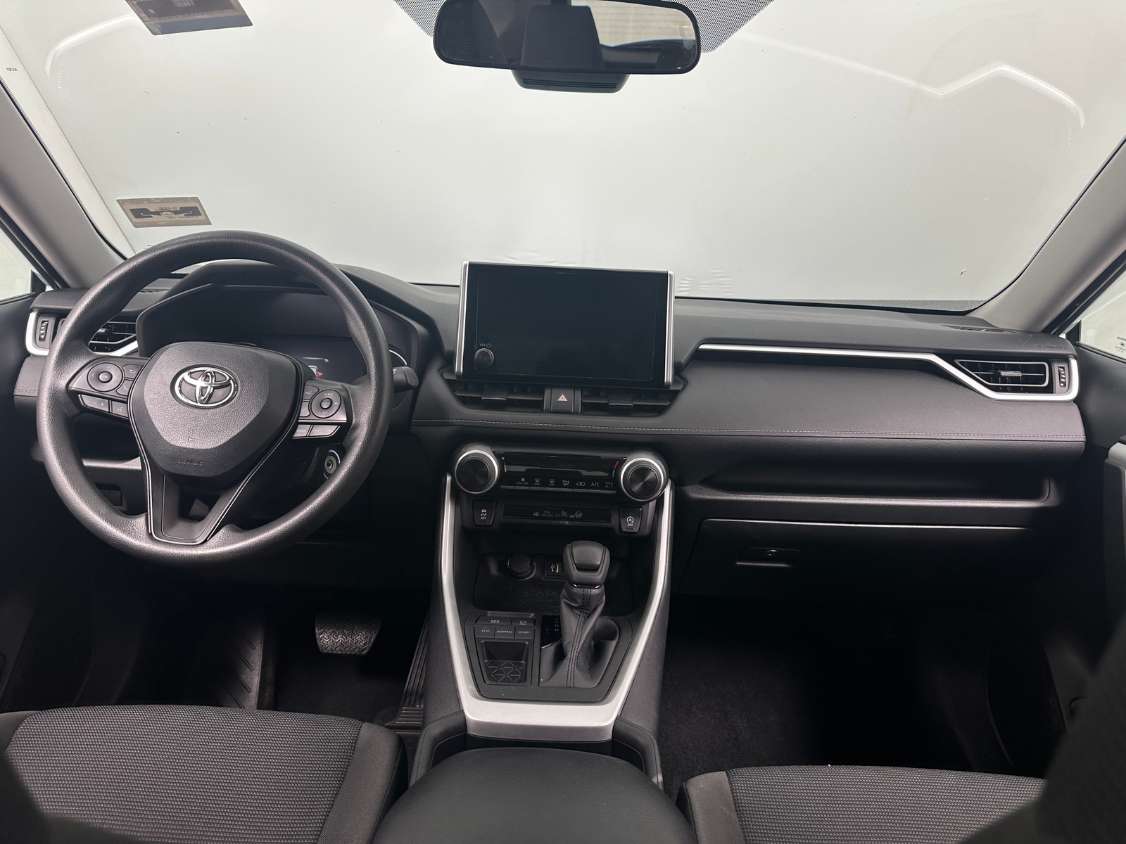 Thumbnail: 2024 Toyota RAV4 - 3
