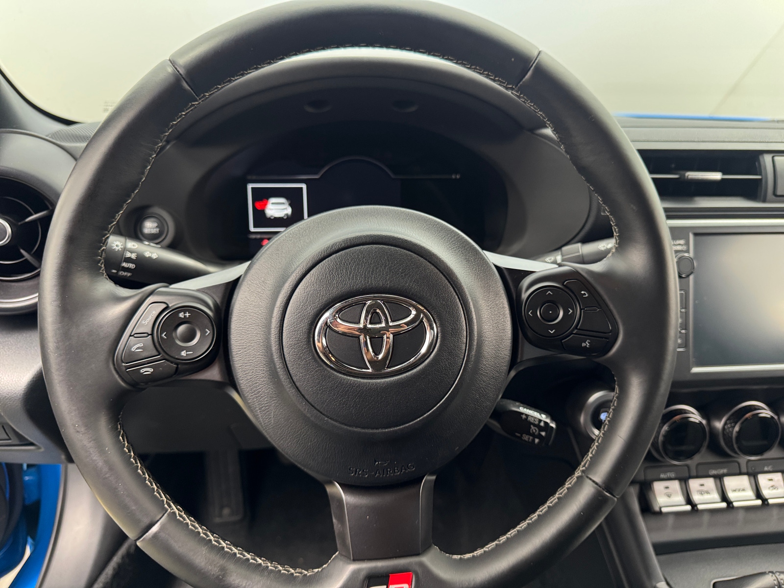 Thumbnail: 2023 Toyota GR86 - 4