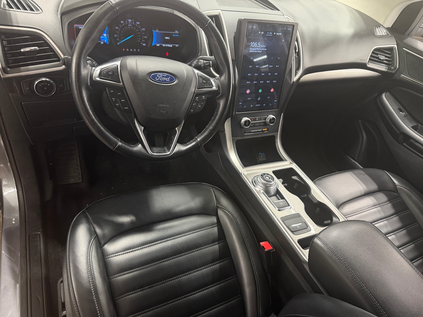 Thumbnail: 2023 Ford Edge - 2
