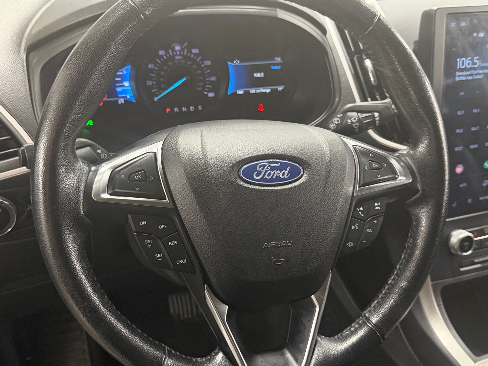 Thumbnail: 2023 Ford Edge - 4