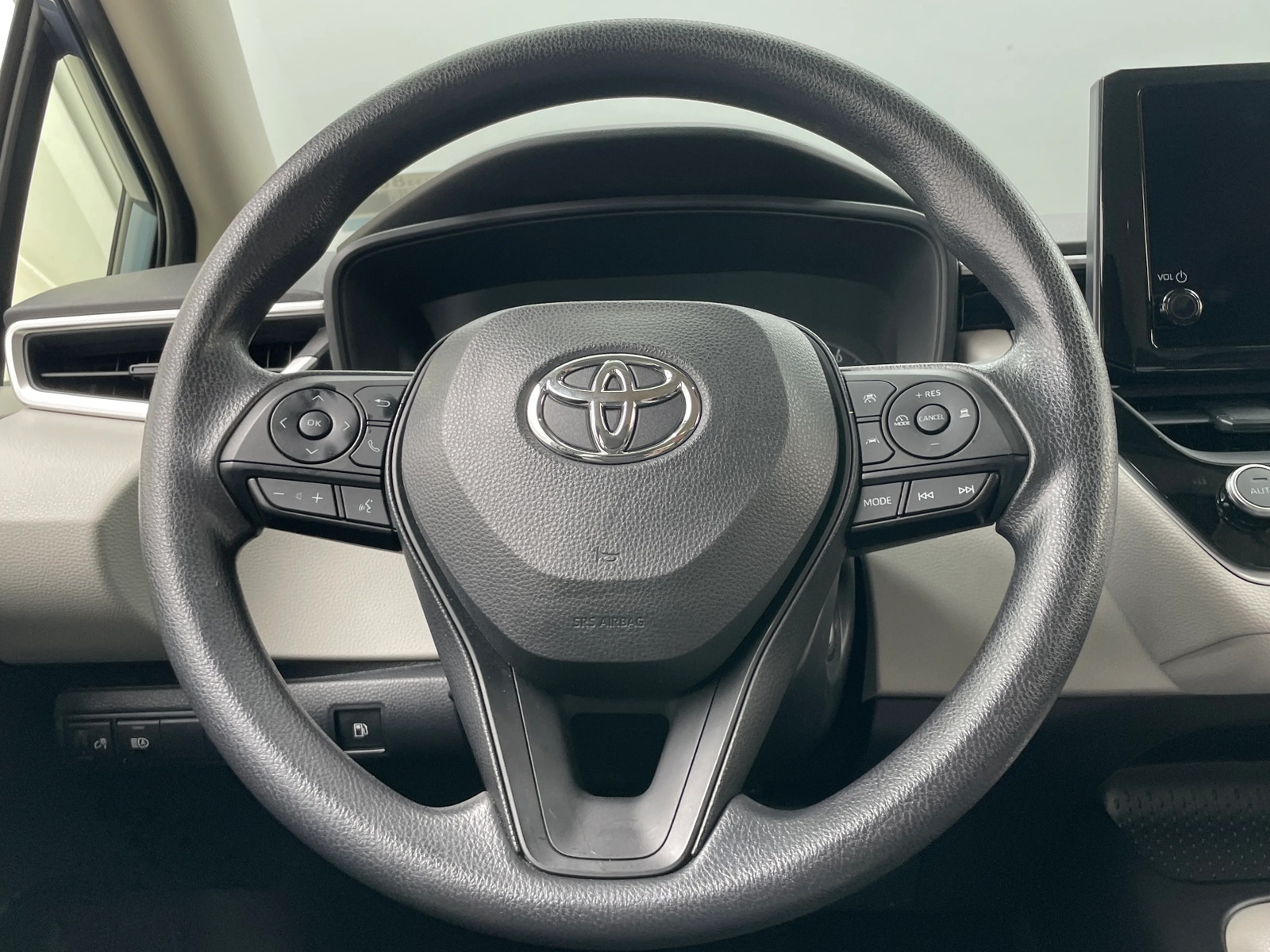 Thumbnail: 2023 Toyota Corolla - 5