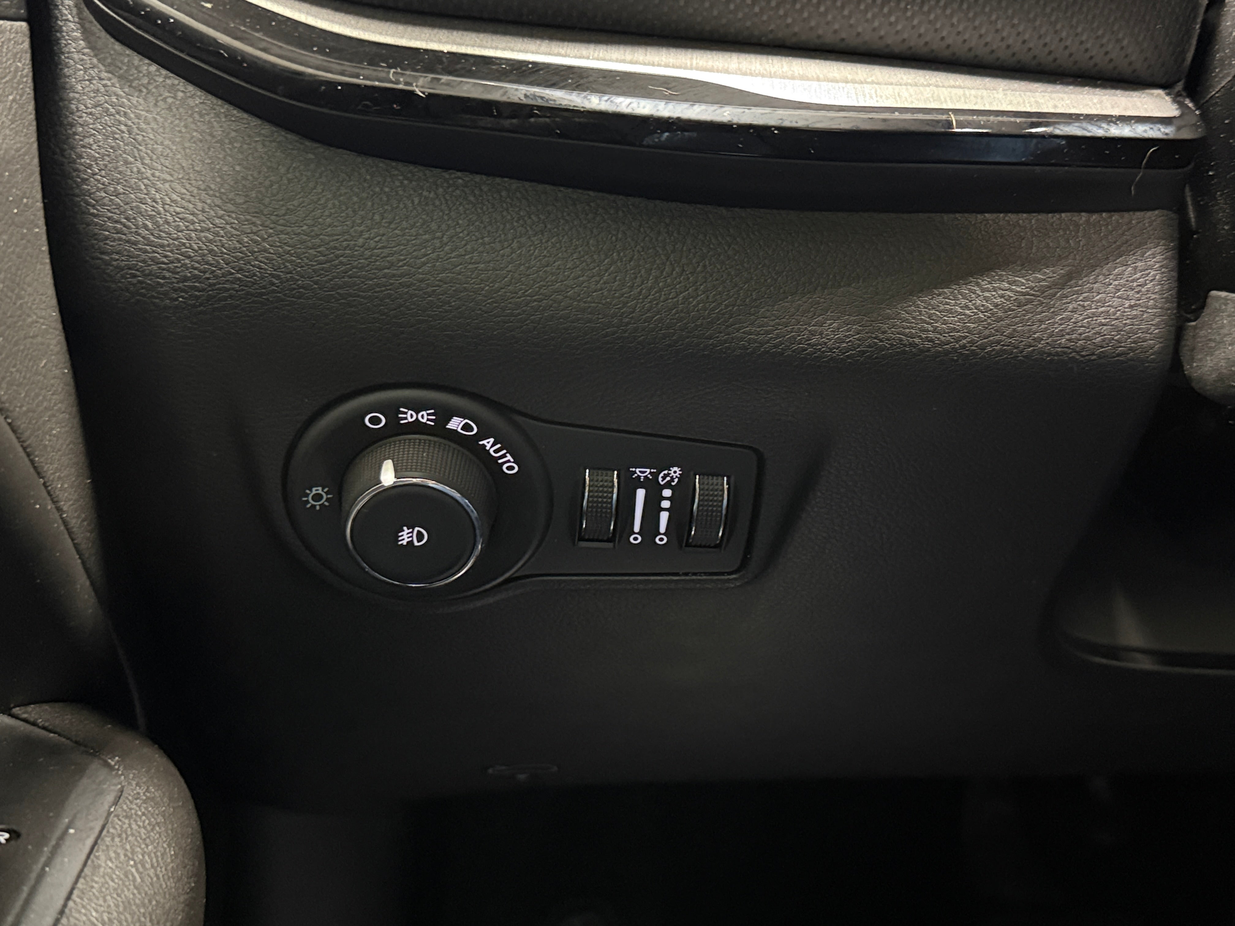 2025 Jeep Compass Trailhawk - Photo 4
