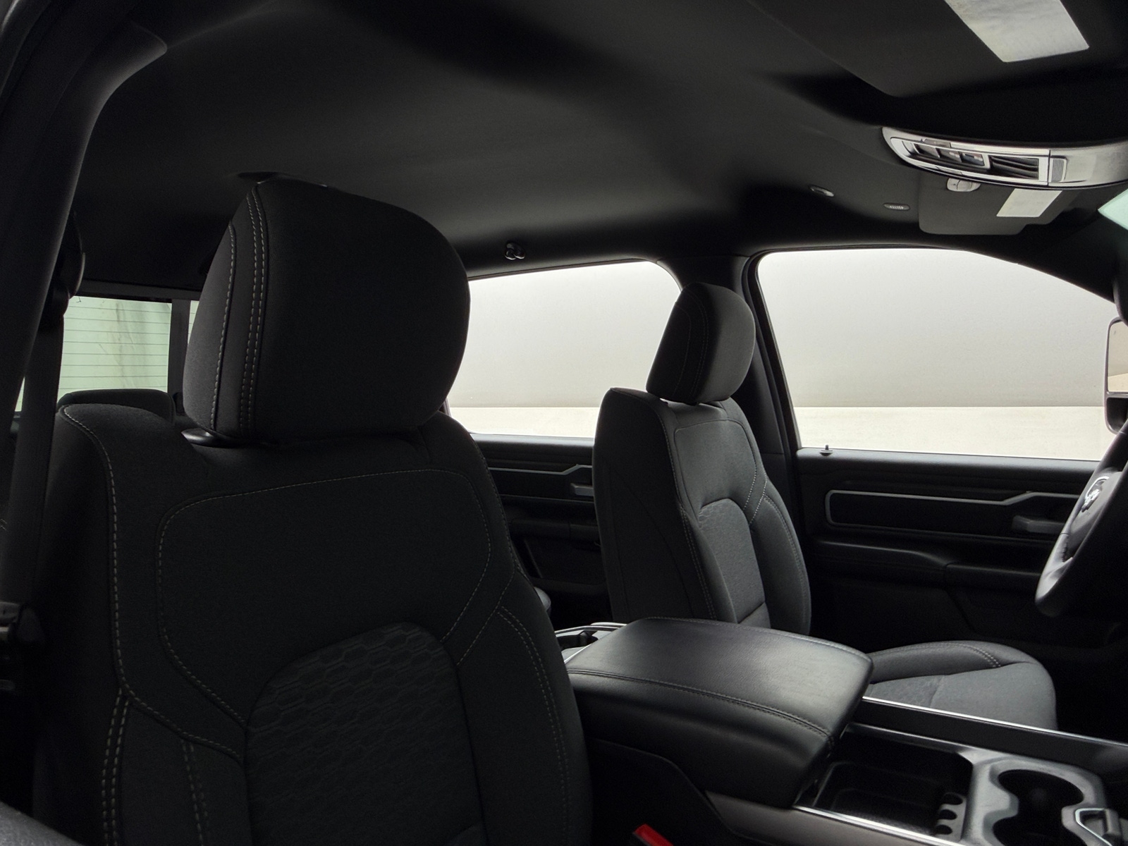 Thumbnail: 2025 RAM 1500 - 2