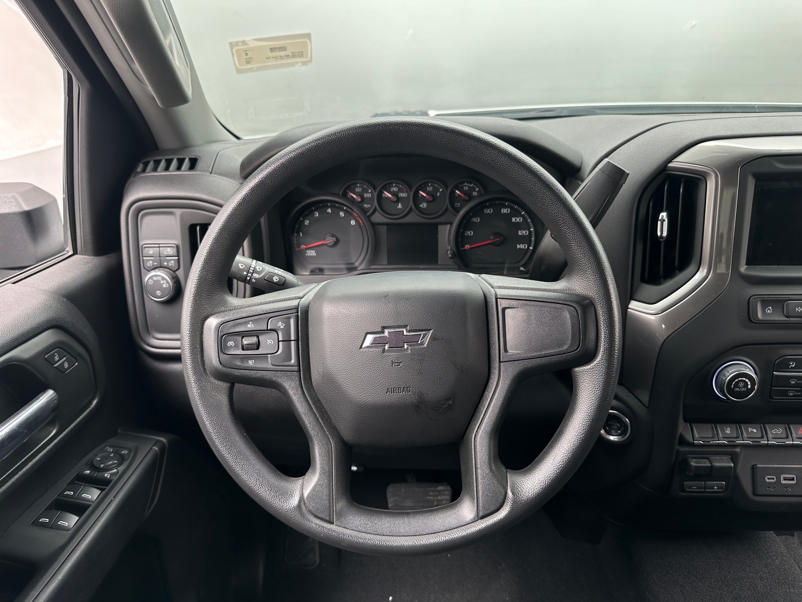 Thumbnail: 2026 Chevrolet Silverado 2500 - 5