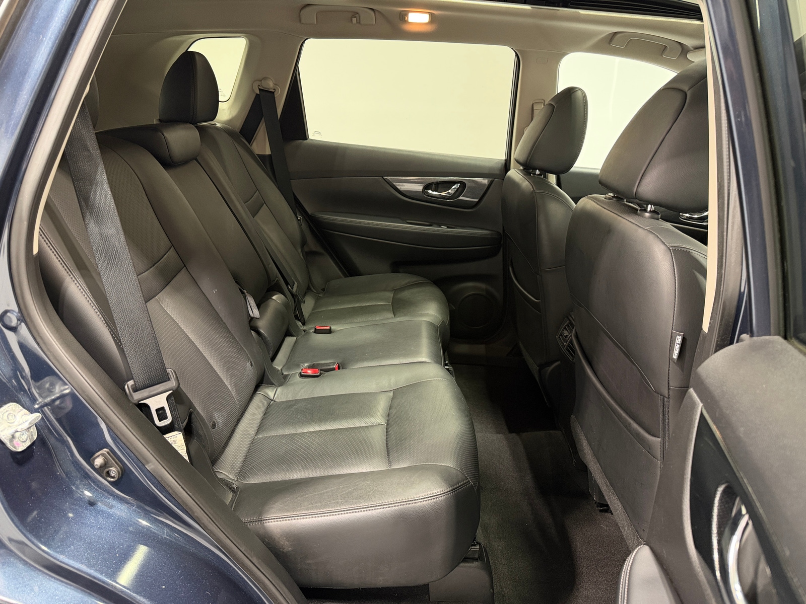 Thumbnail: 2015 Nissan Rogue - 5