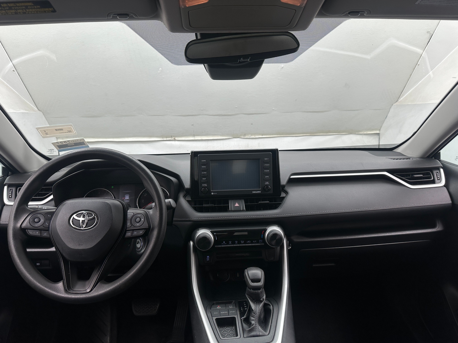 Thumbnail: 2020 Toyota RAV4 - 3