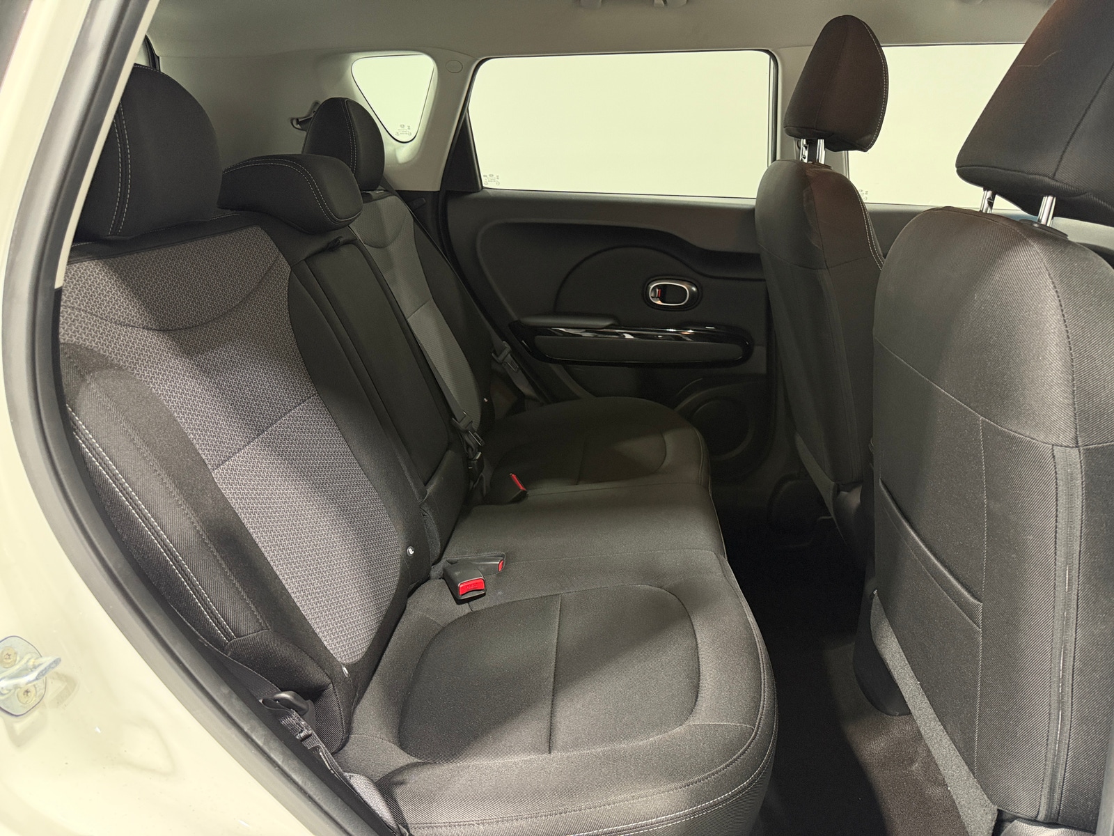 Thumbnail: 2017 Kia Soul - 6