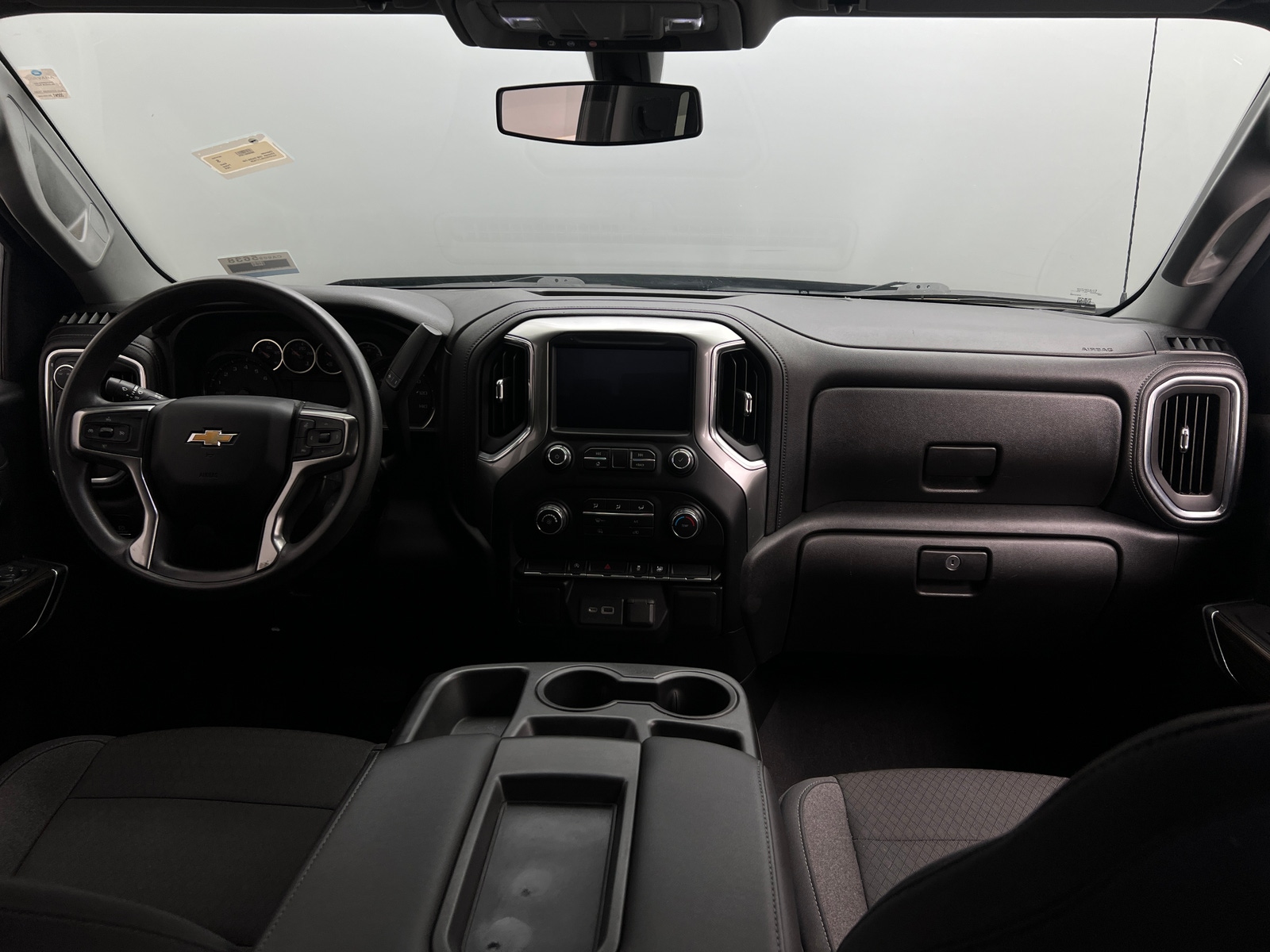 Thumbnail: 2020 Chevrolet Silverado 1500 - 3