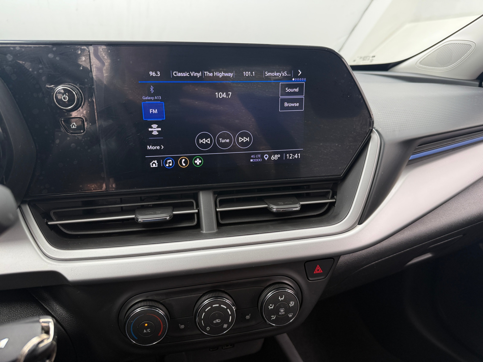 Thumbnail: 2024 Chevrolet Trax - 4