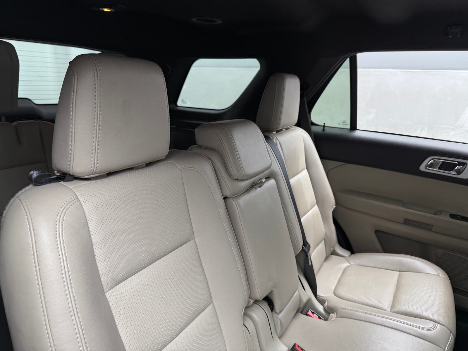 Thumbnail: 2015 Ford Explorer - 5