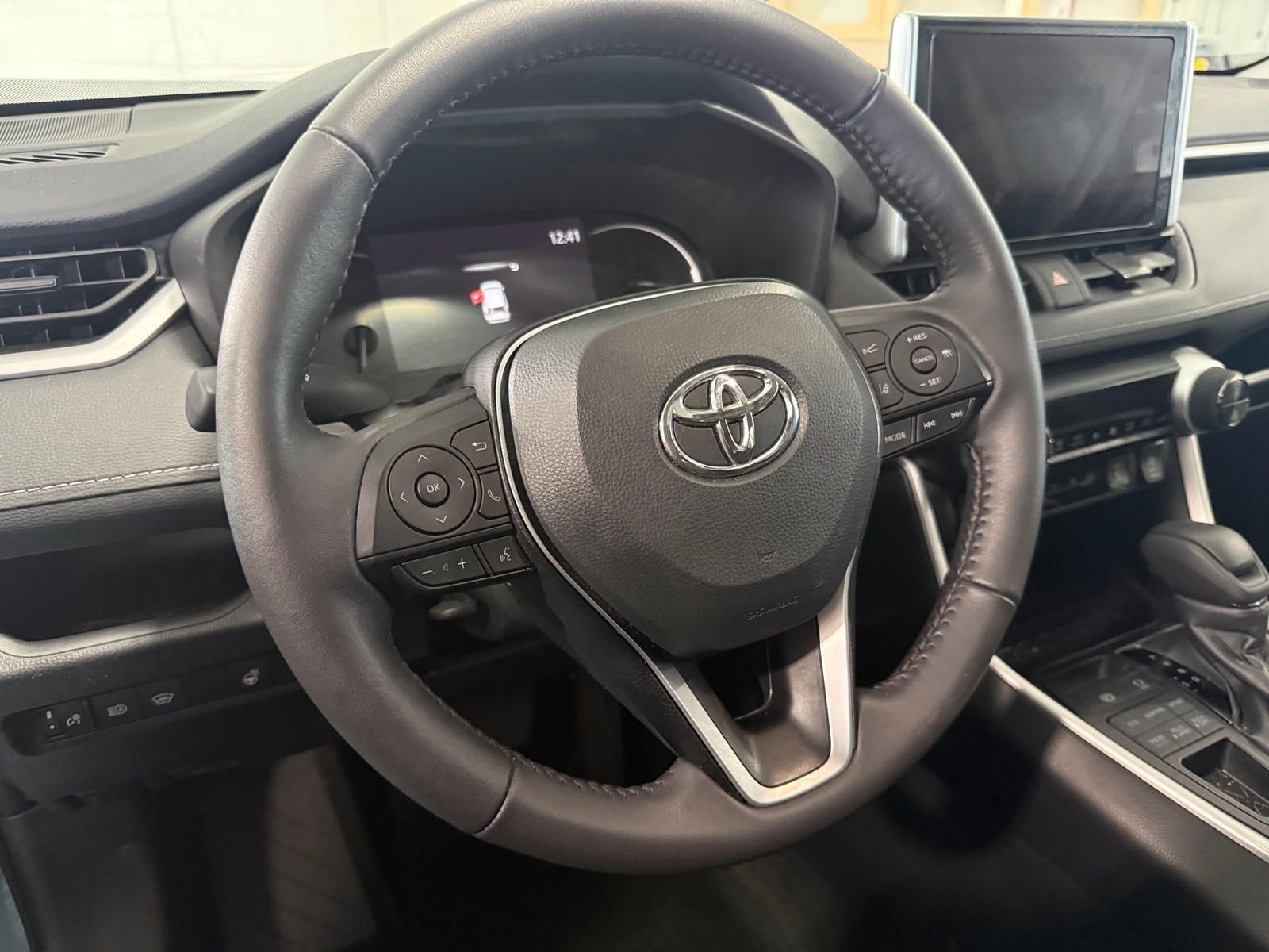 Thumbnail: 2024 Toyota RAV4 - 5