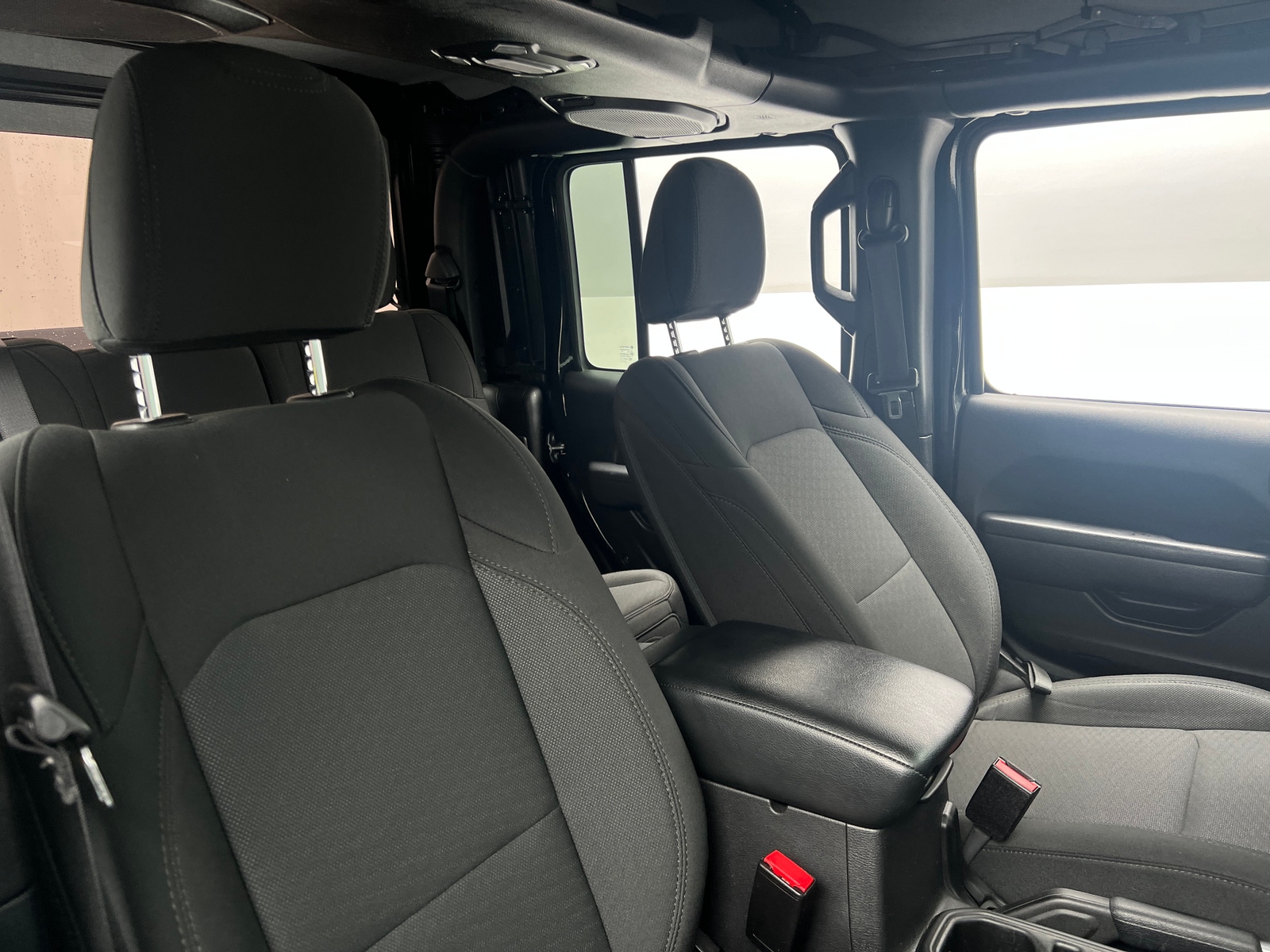 Thumbnail: 2023 Jeep Gladiator - 2