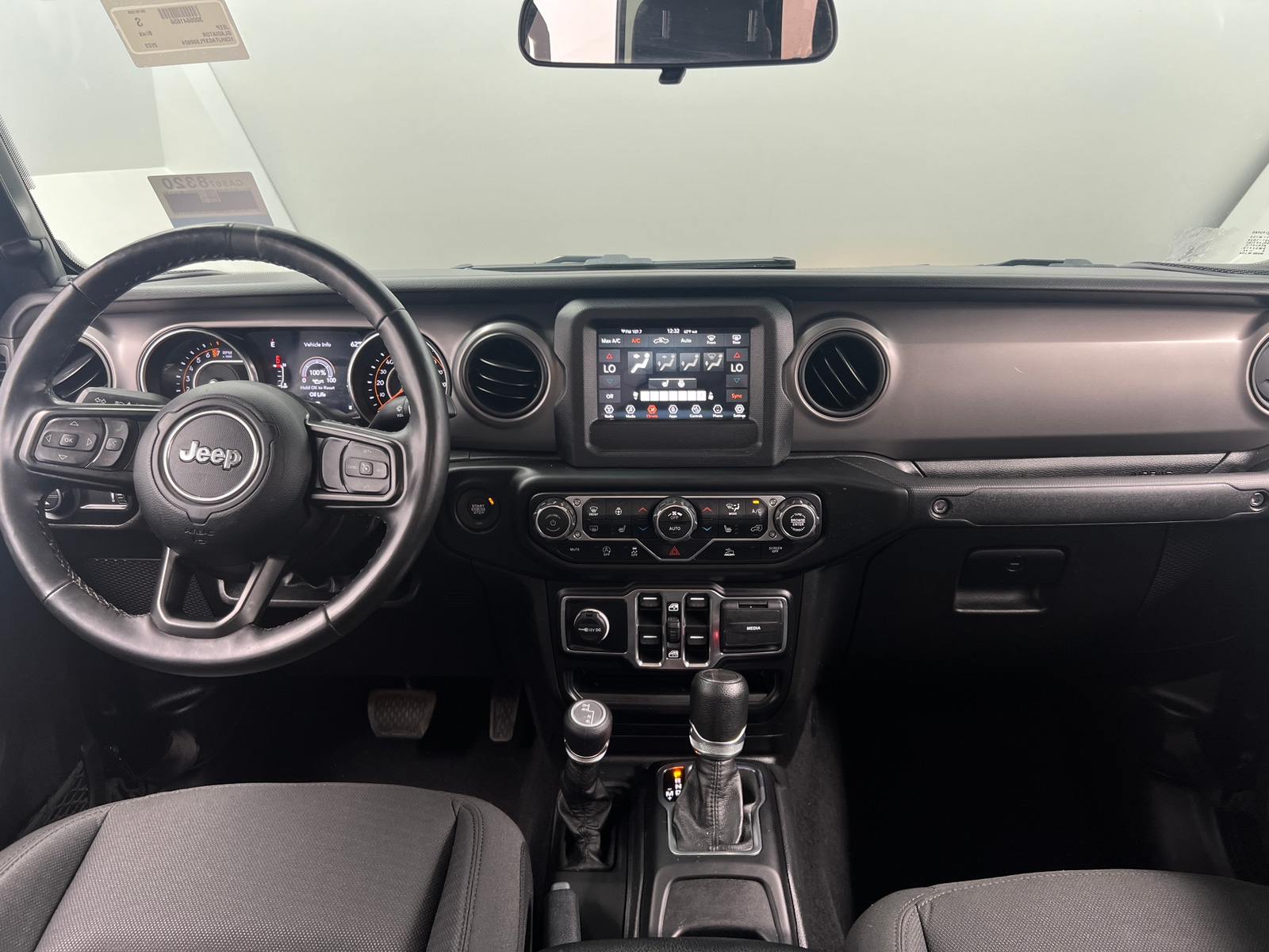 Thumbnail: 2023 Jeep Gladiator - 3