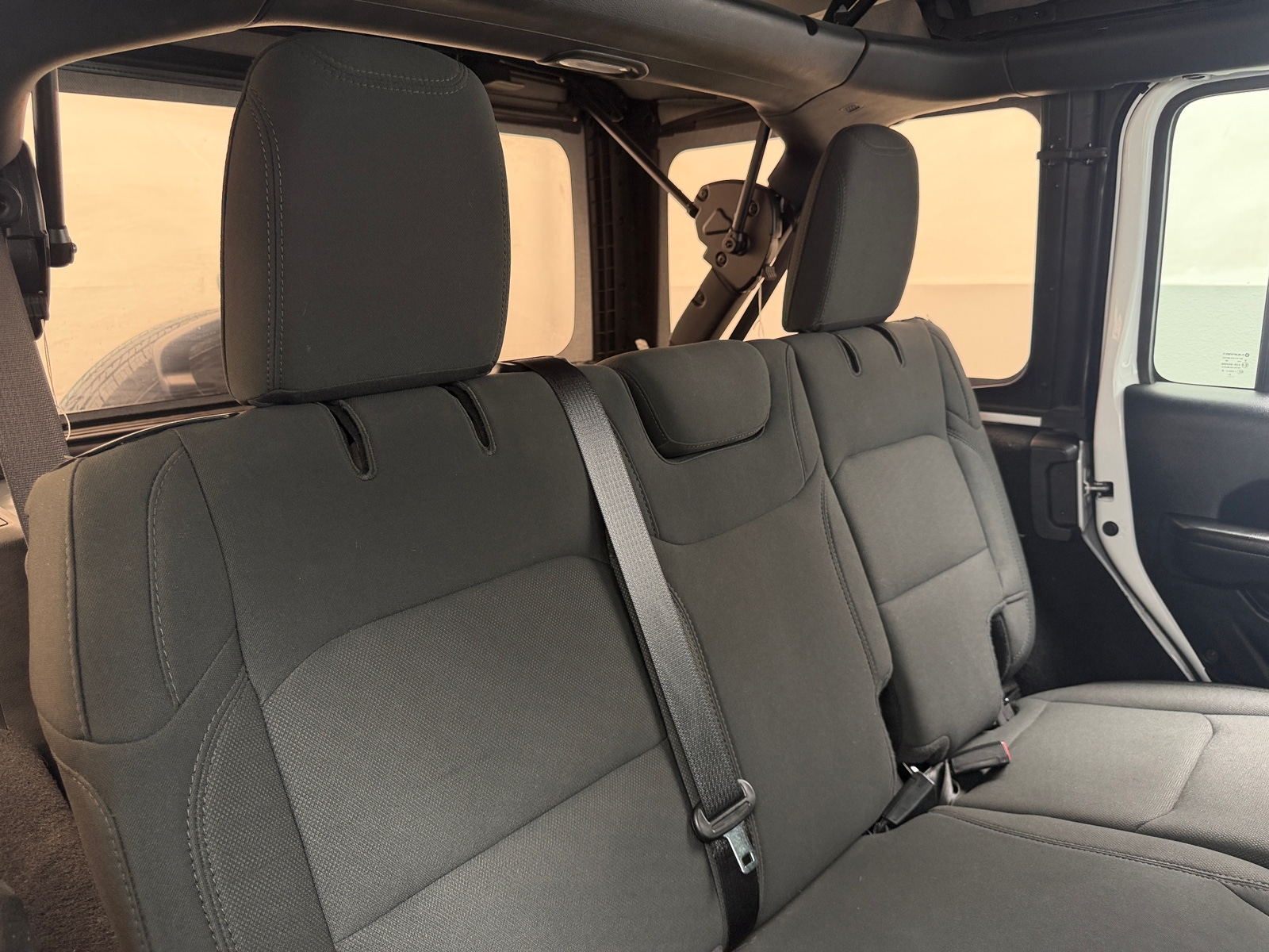 Thumbnail: 2021 Jeep Wrangler - 6