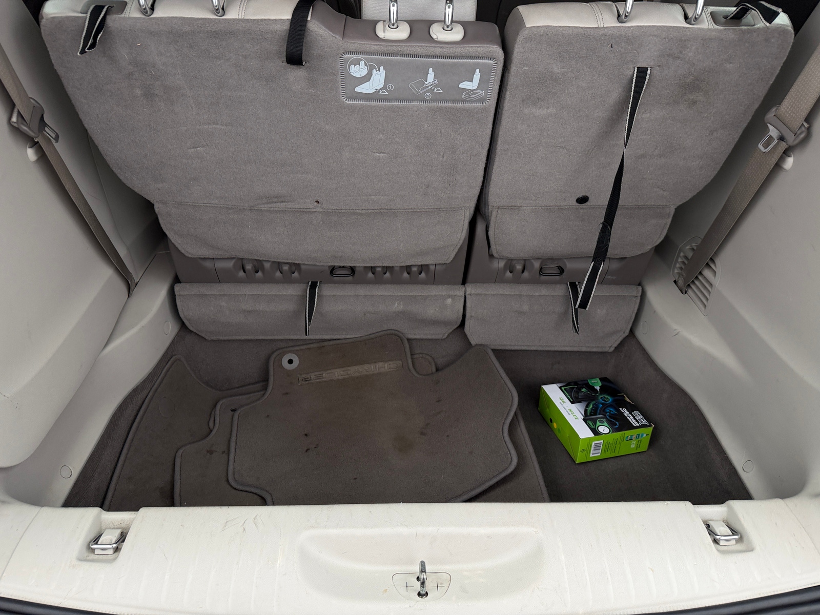 Thumbnail: 2018 Chrysler Pacifica - 6