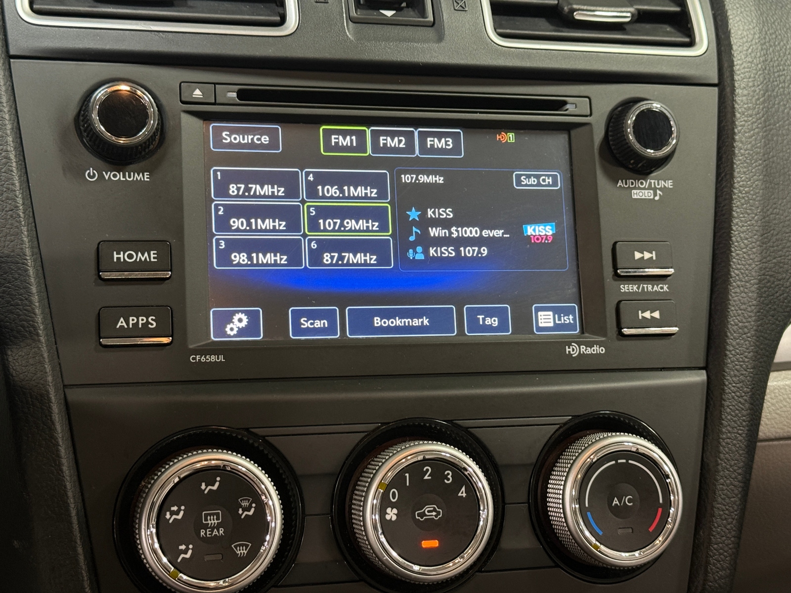 Thumbnail: 2017 Subaru Forester - 4