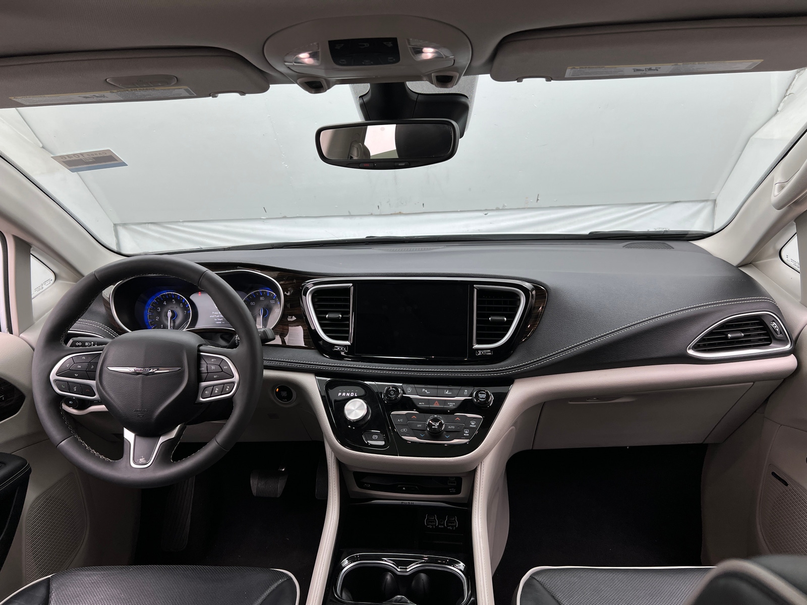 Thumbnail: 2024 Chrysler Pacifica - 2