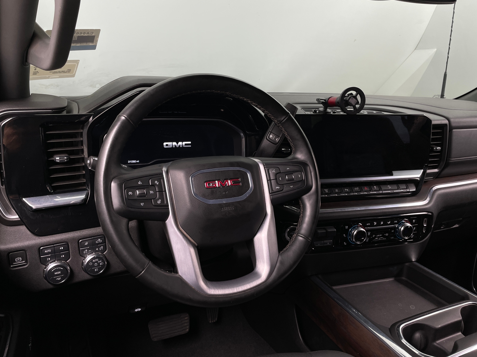 Thumbnail: 2024 GMC Sierra 2500 - 4