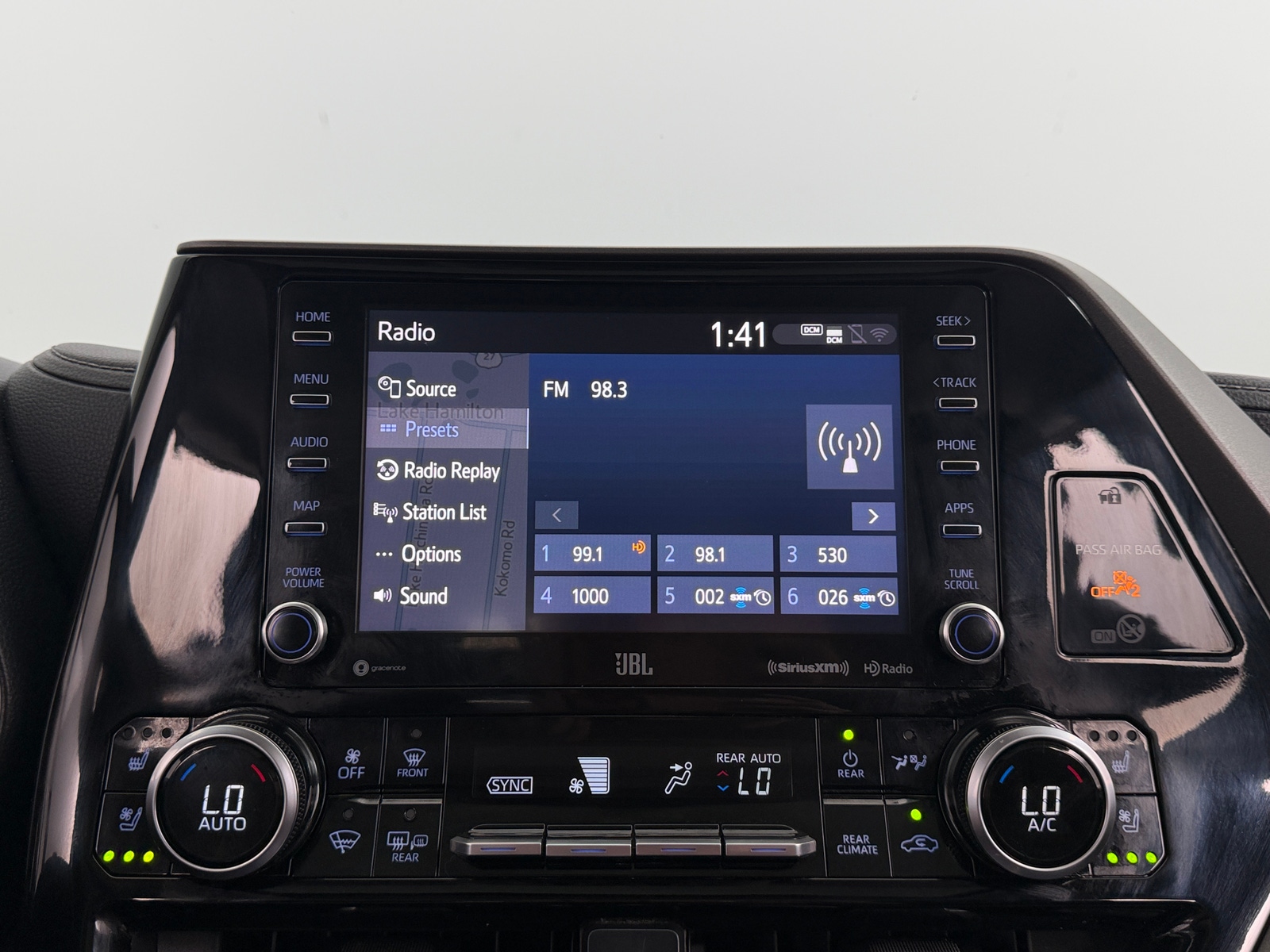 Thumbnail: 2021 Toyota Highlander - 3