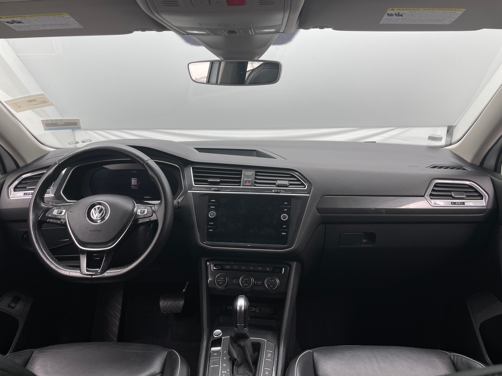 Thumbnail: 2018 Volkswagen Tiguan - 2