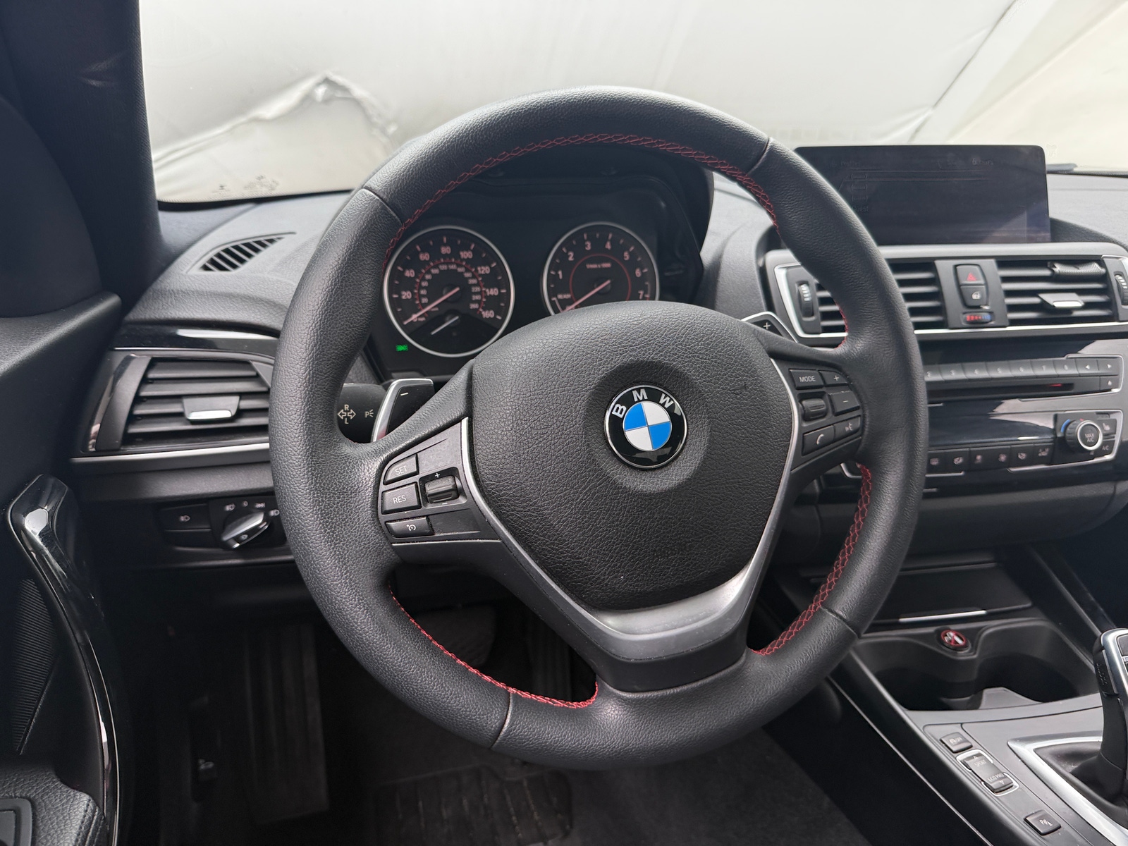 Thumbnail: 2016 BMW 2 Series - 3