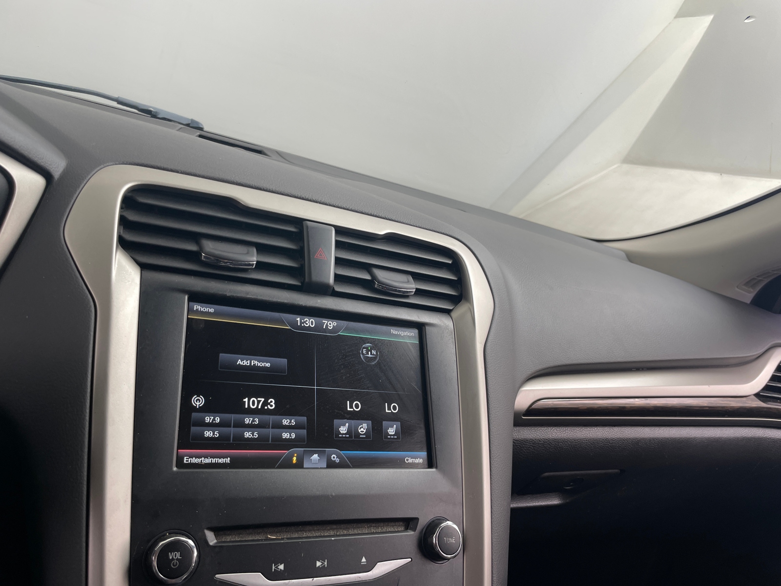 Thumbnail: 2015 Ford Fusion - 3