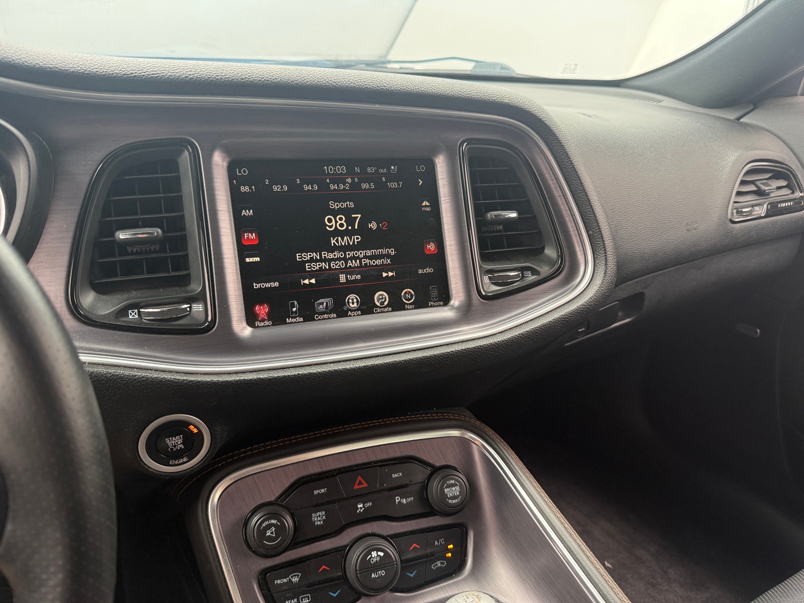Thumbnail: 2016 Dodge Challenger - 2