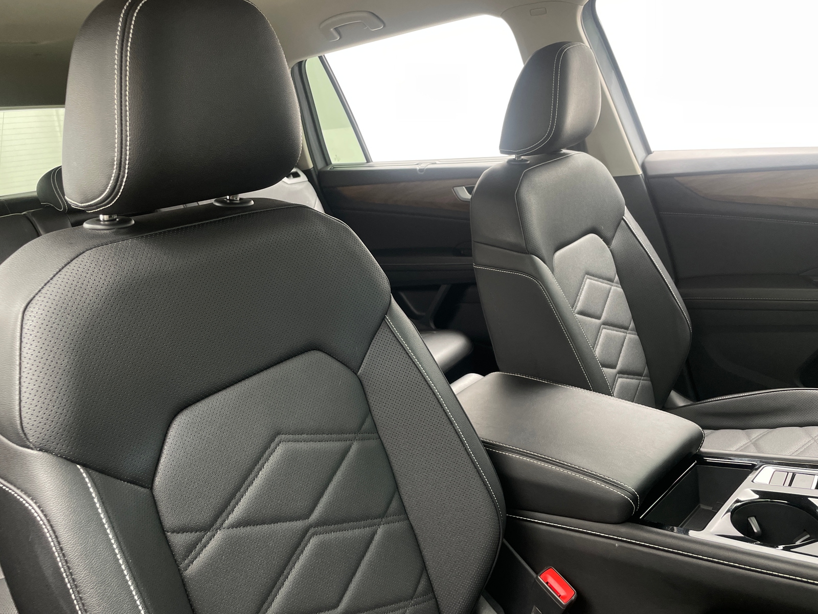 Thumbnail: 2026 Volkswagen Atlas - 2