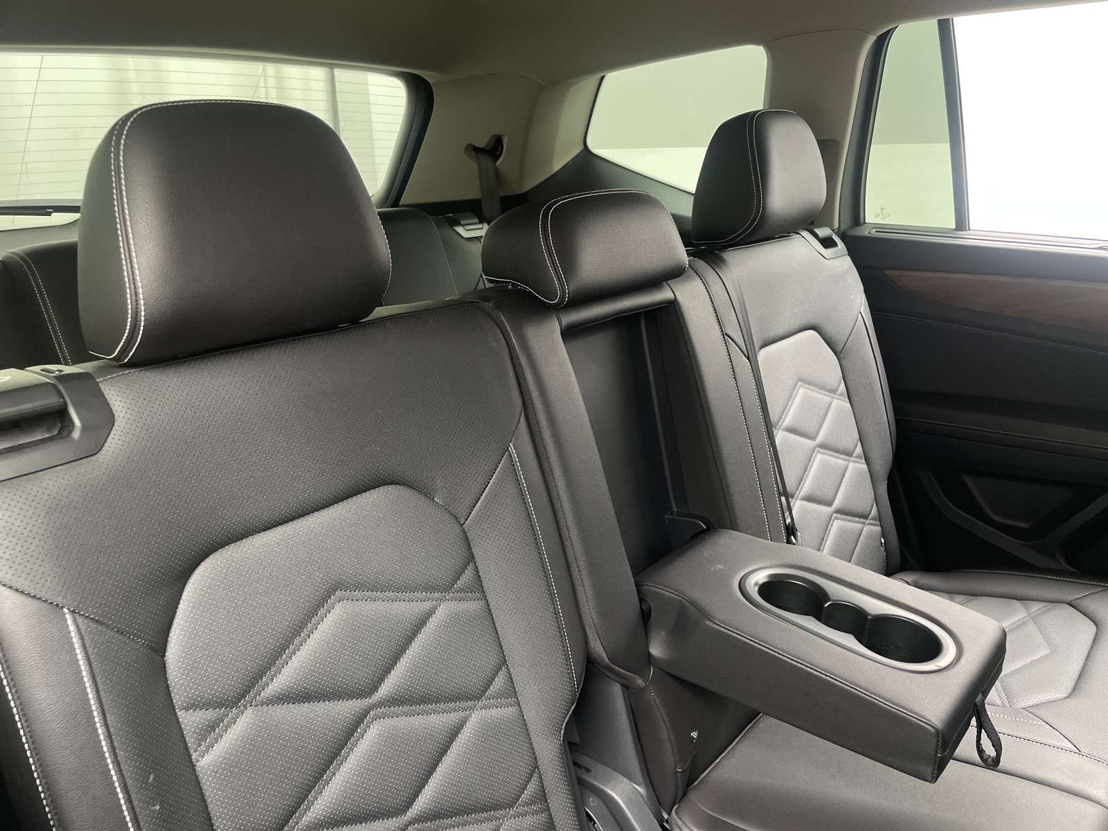 Thumbnail: 2026 Volkswagen Atlas - 6