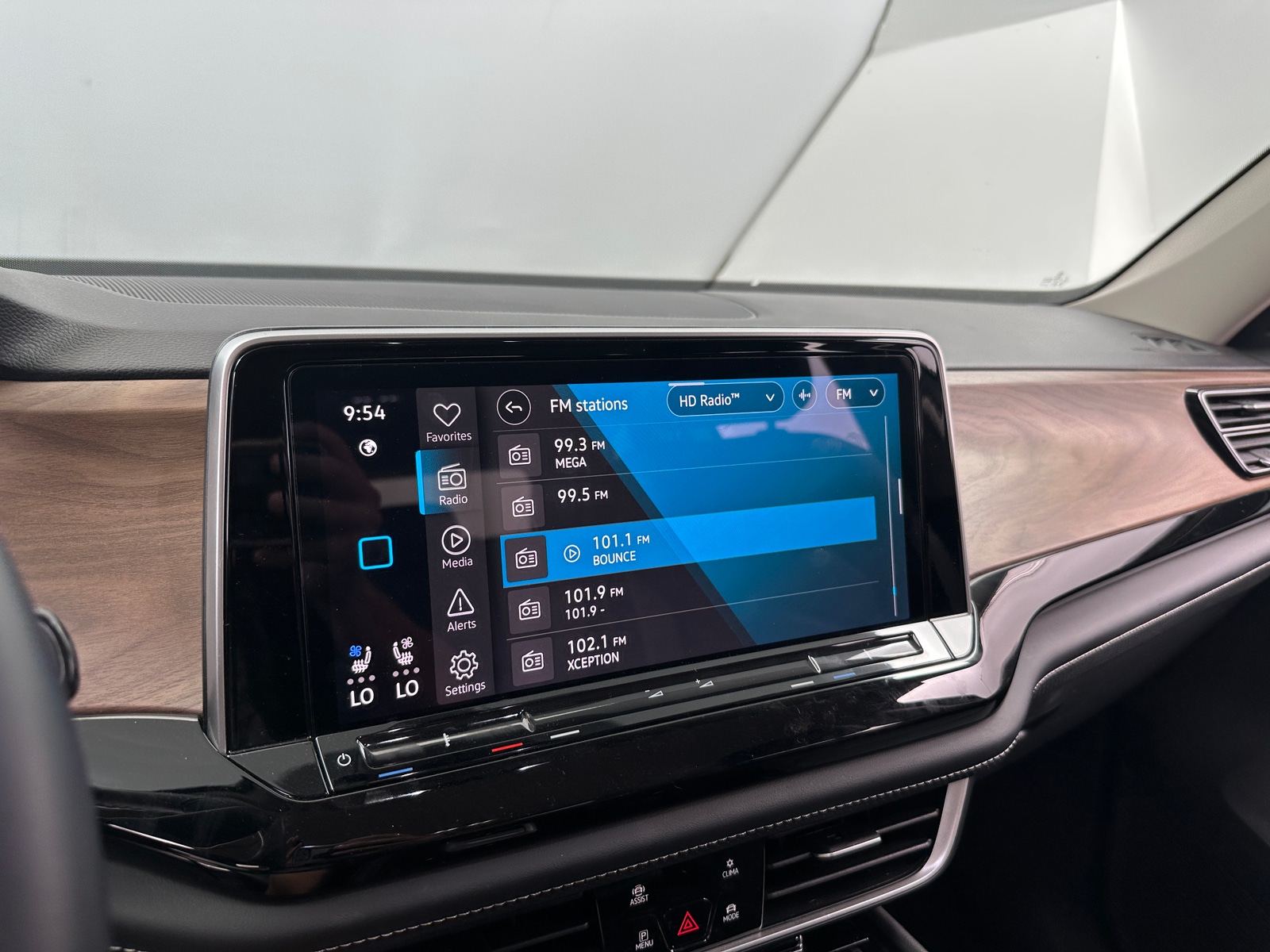 Thumbnail: 2026 Volkswagen Atlas - 4