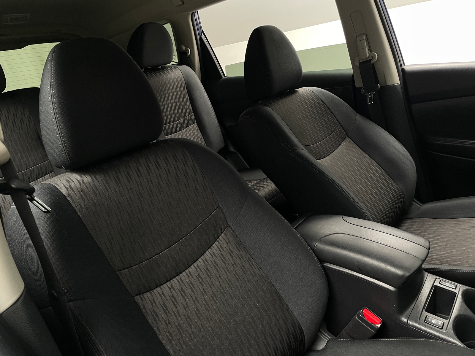 Thumbnail: 2019 Nissan Rogue - 2